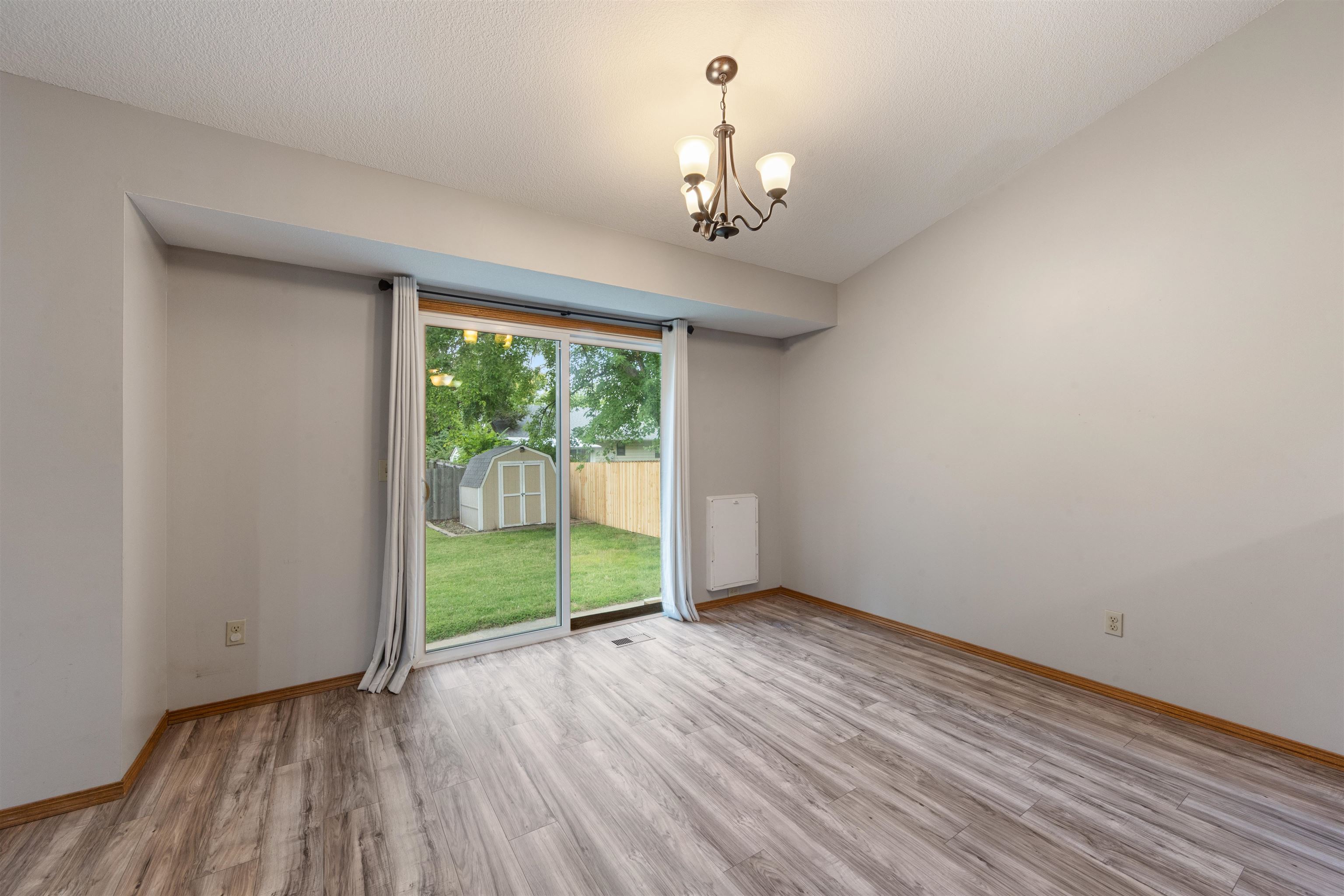 4303 N Mission Bel Aire KS 67226