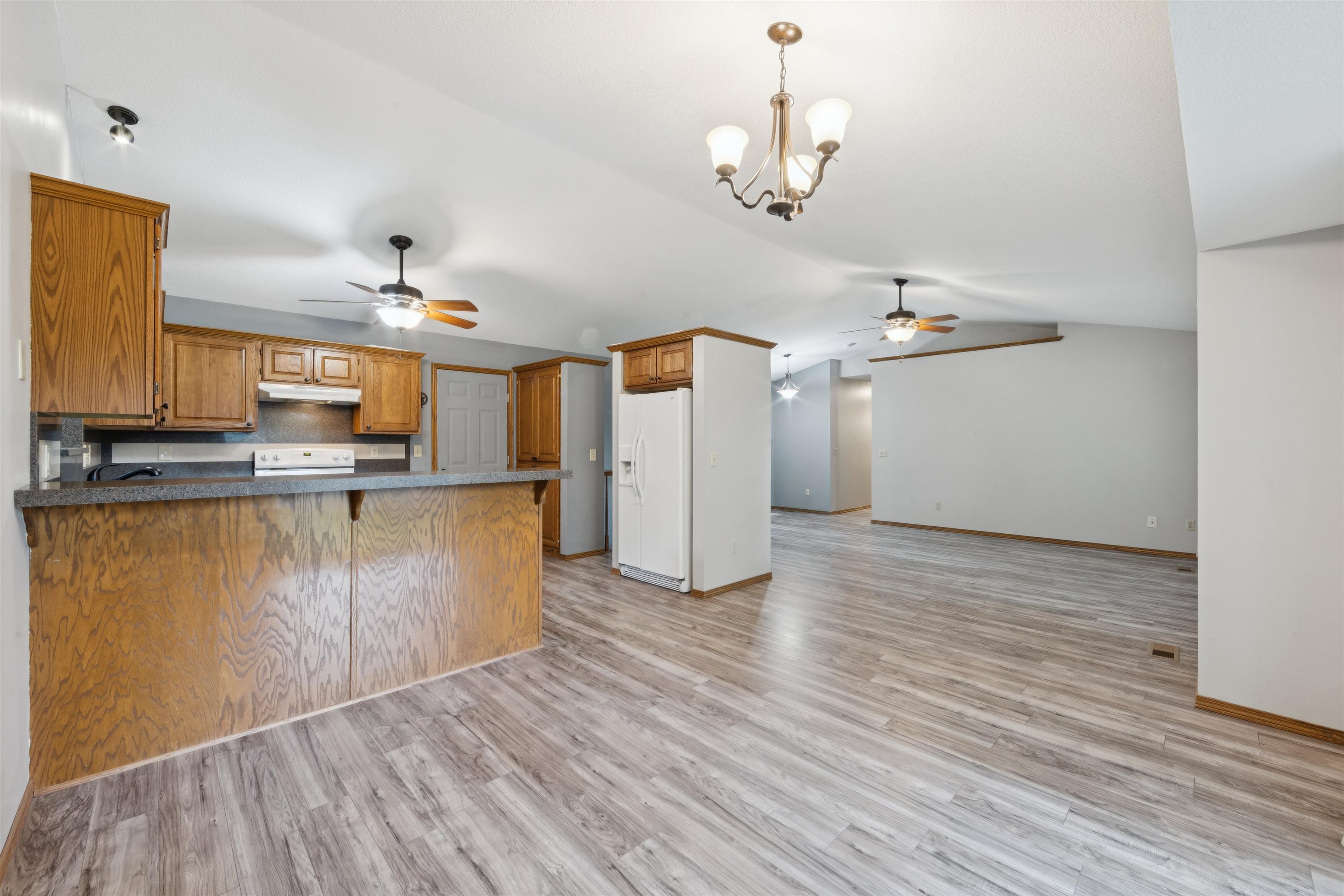 4303 N Mission Bel Aire KS 67226