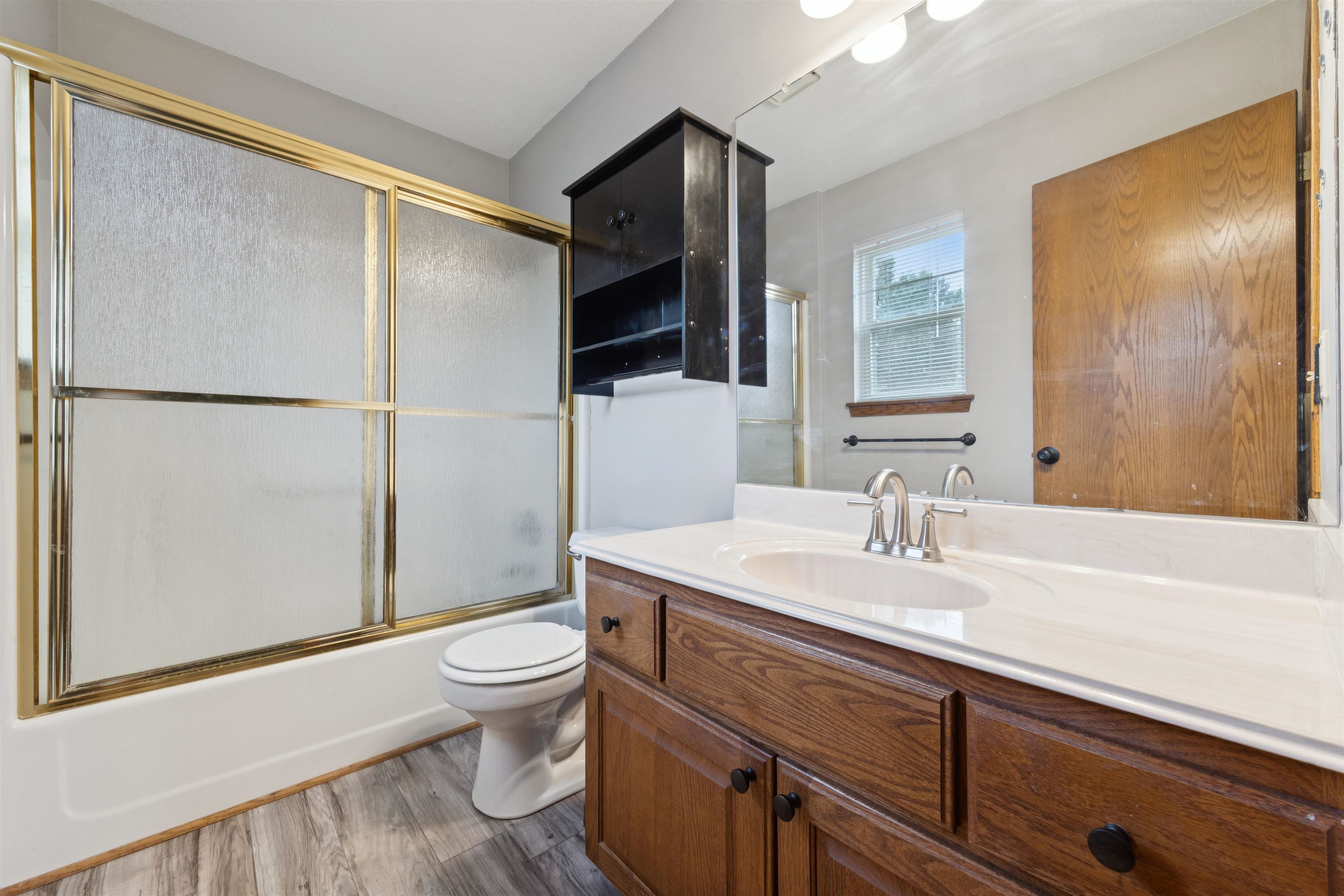 4303 N Mission Bel Aire KS 67226