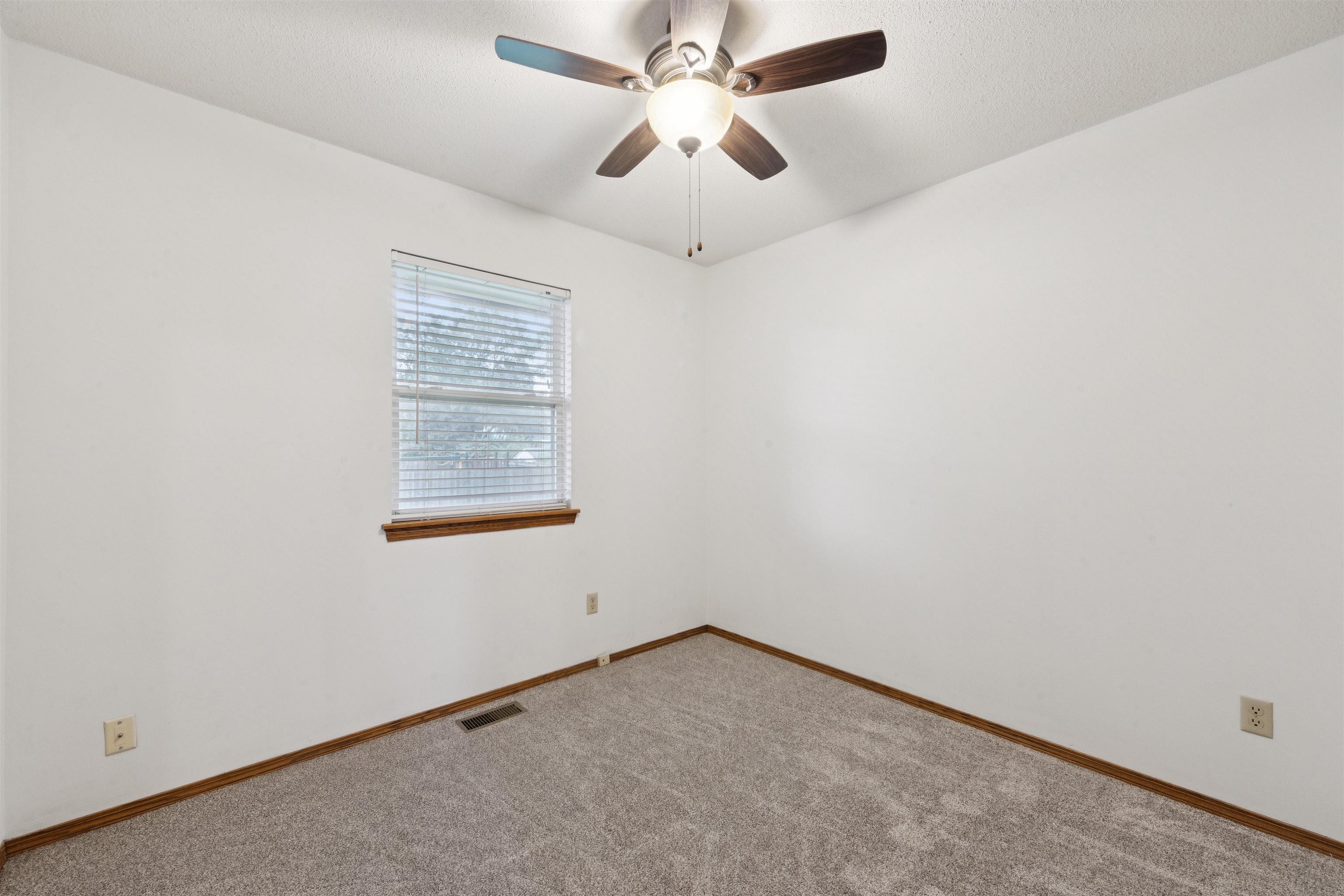 4303 N Mission Bel Aire KS 67226