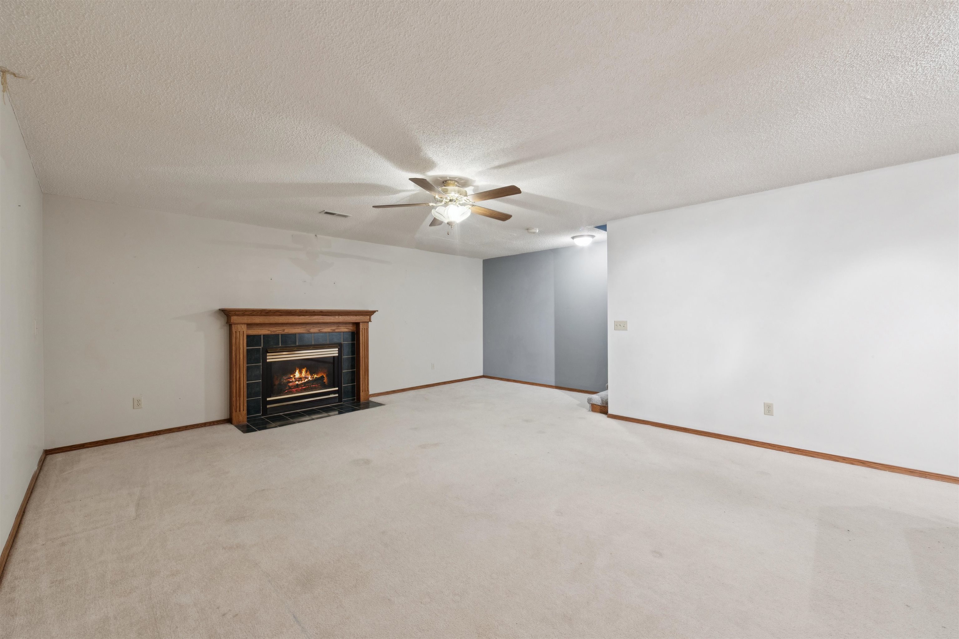 4303 N Mission Bel Aire KS 67226