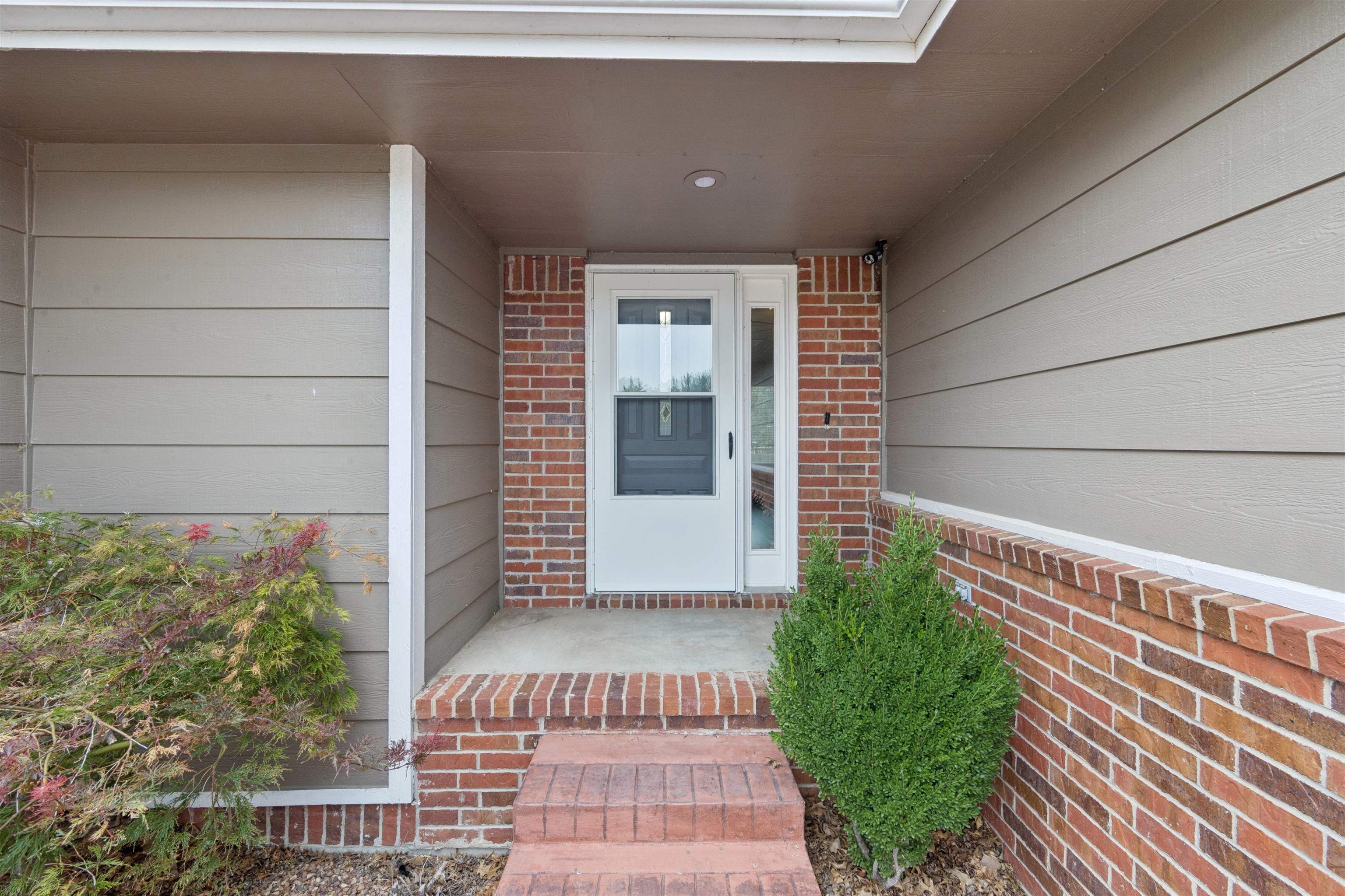 4303 N Mission Bel Aire KS 67226