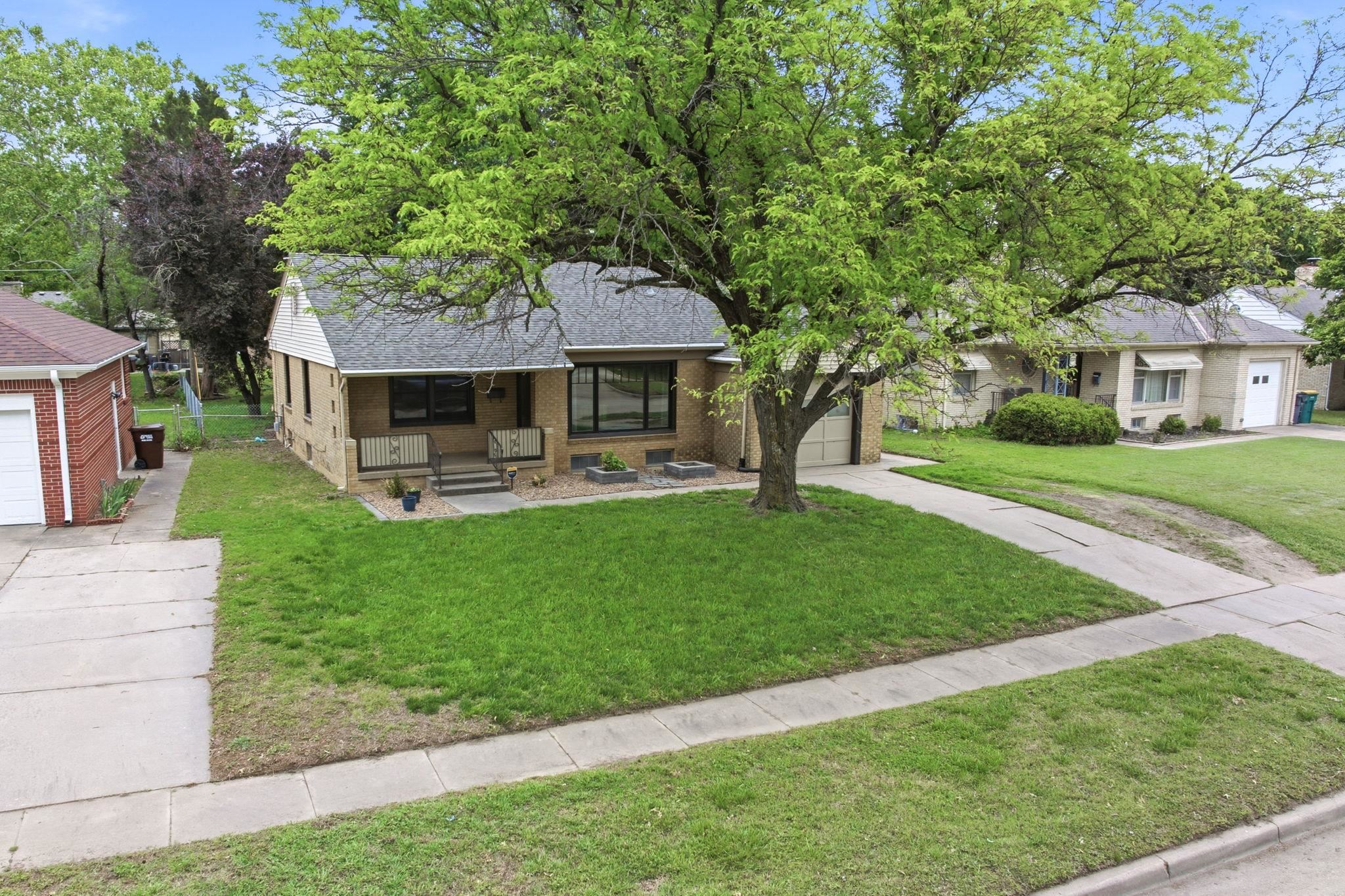 2717 E Menlo Drive Wichita KS 67211