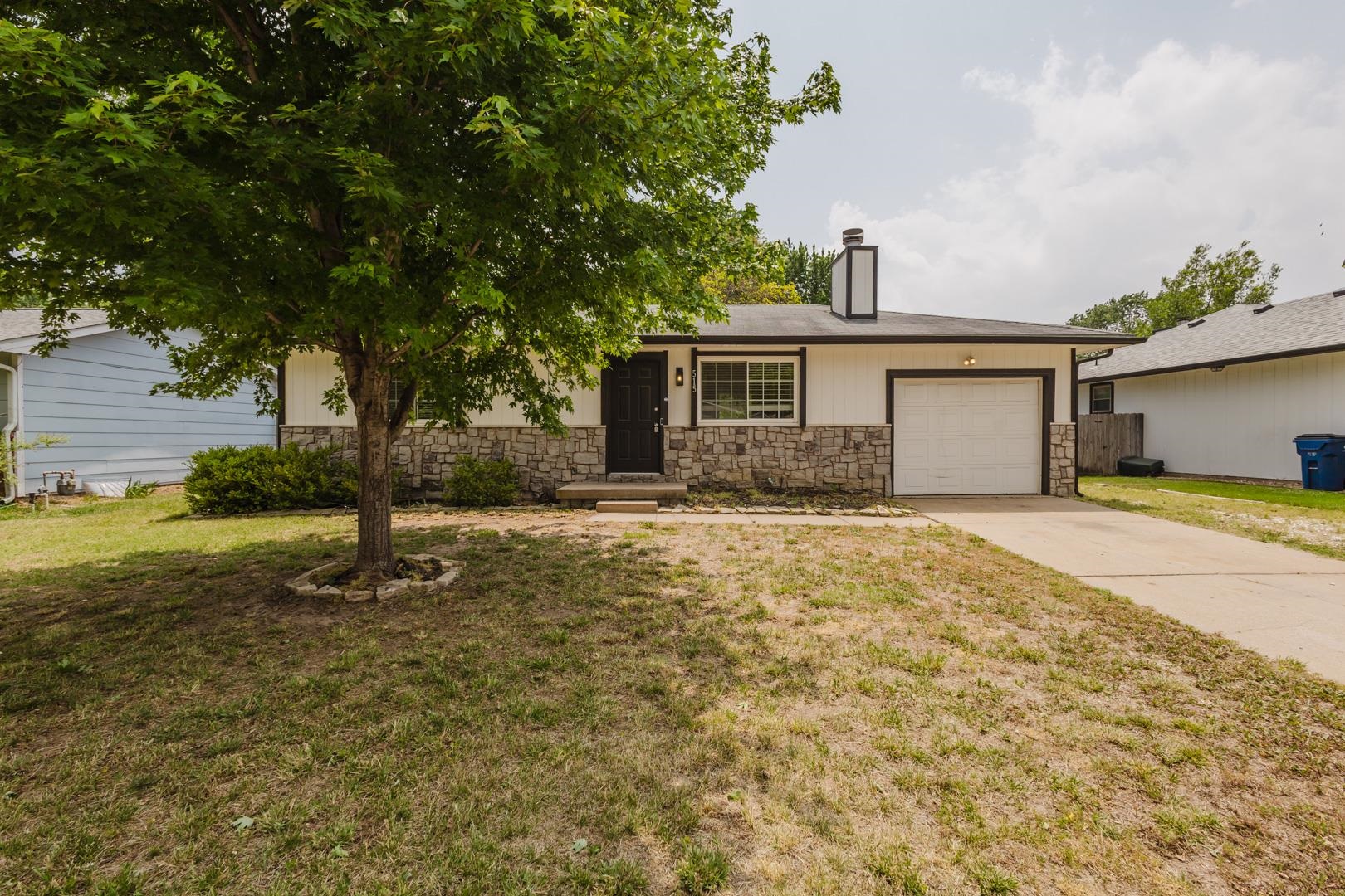 515 E Maywood Wichita KS 67216