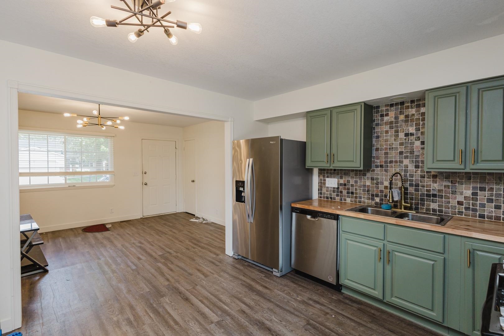 515 E Maywood Wichita KS 67216