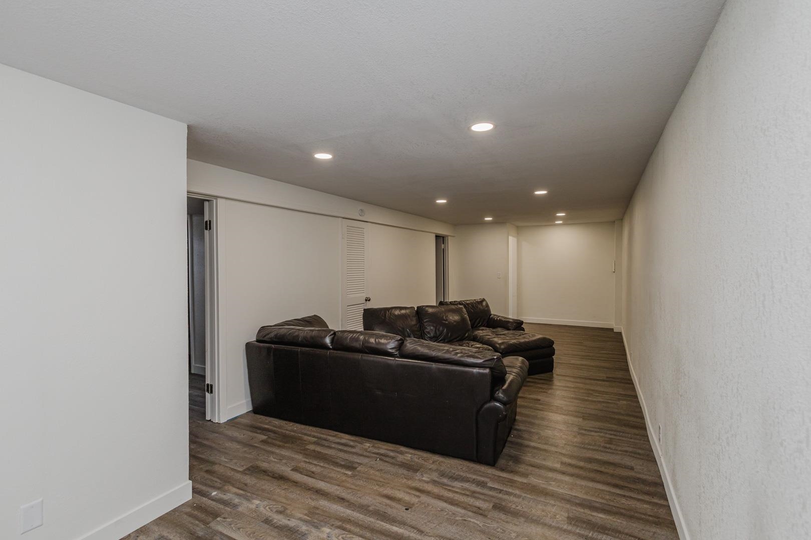 515 E Maywood Wichita KS 67216