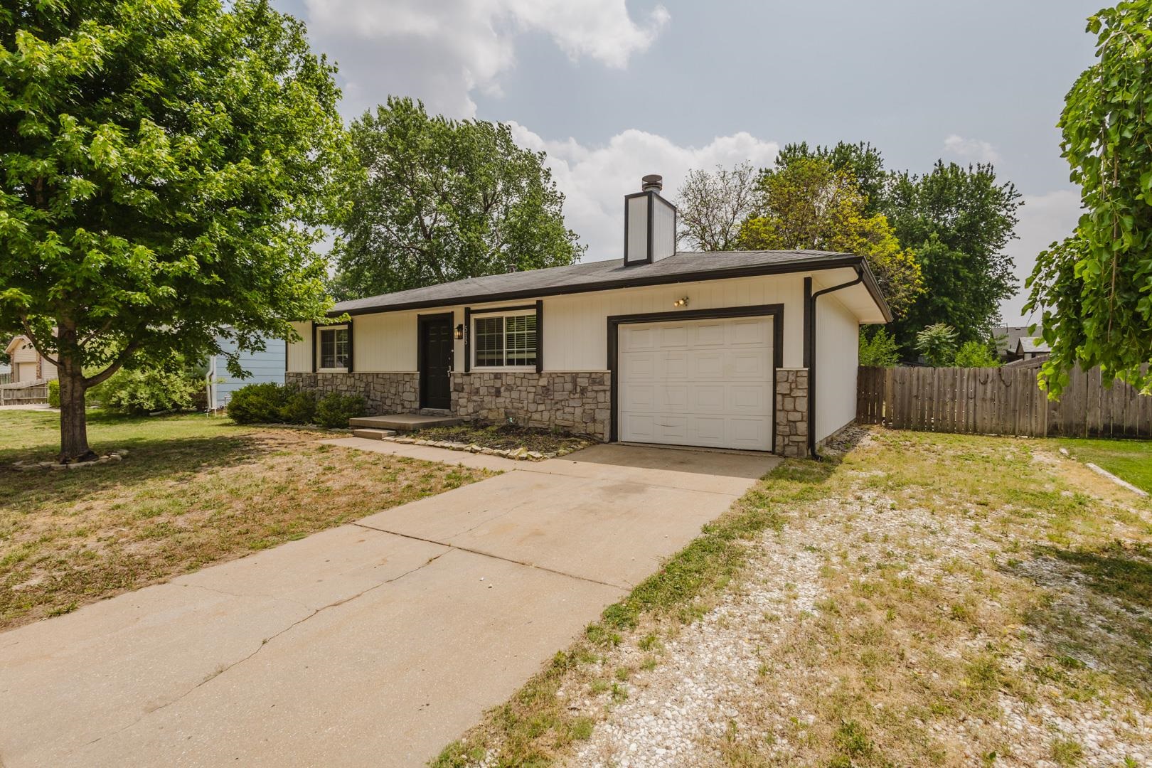 515 E Maywood Wichita KS 67216
