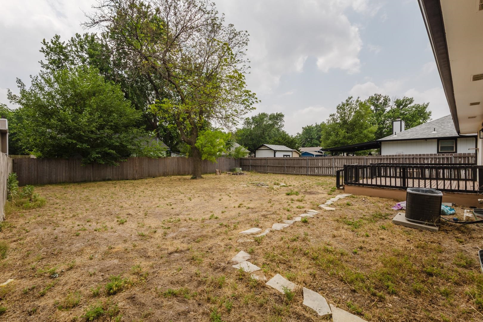515 E Maywood Wichita KS 67216