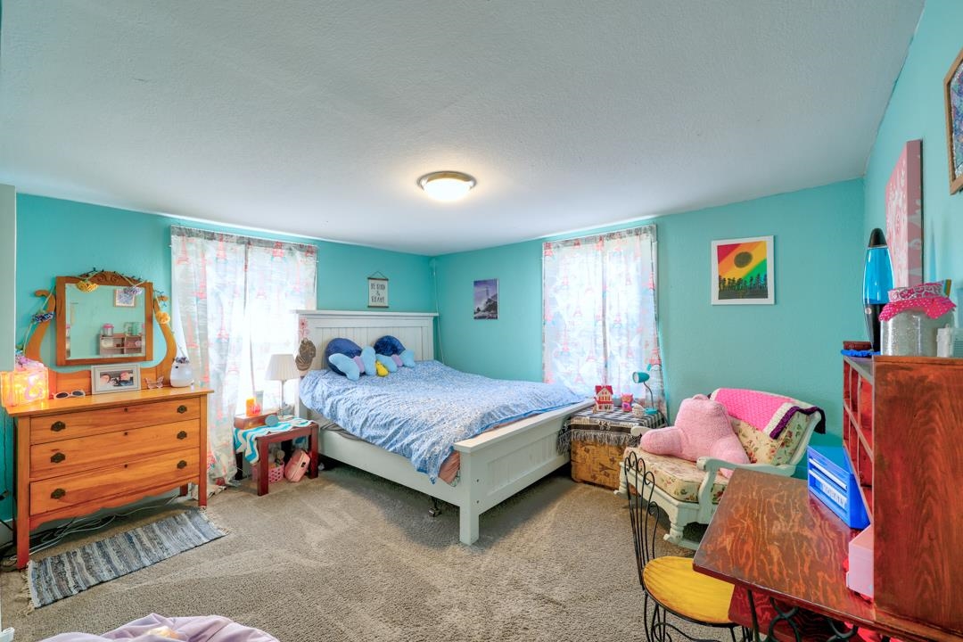1309 E 9th Winfield KS 67156