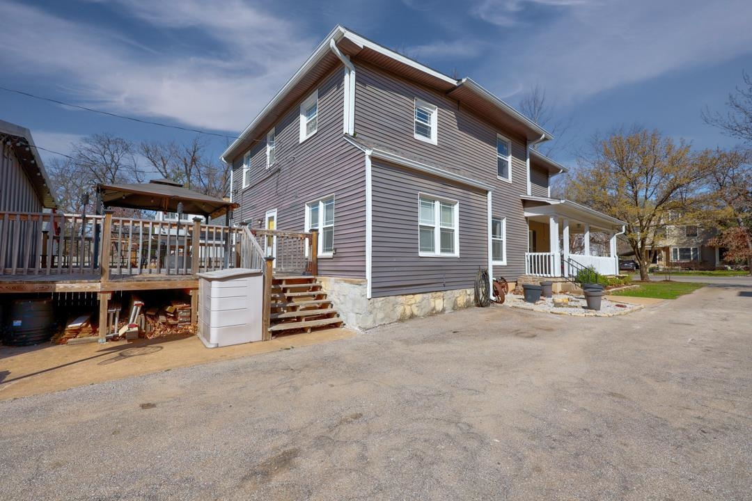 1309 E 9th Winfield KS 67156