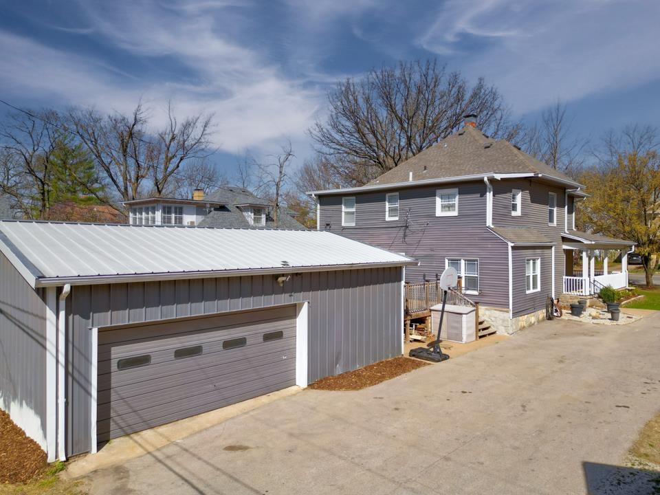 1309 E 9th Winfield KS 67156