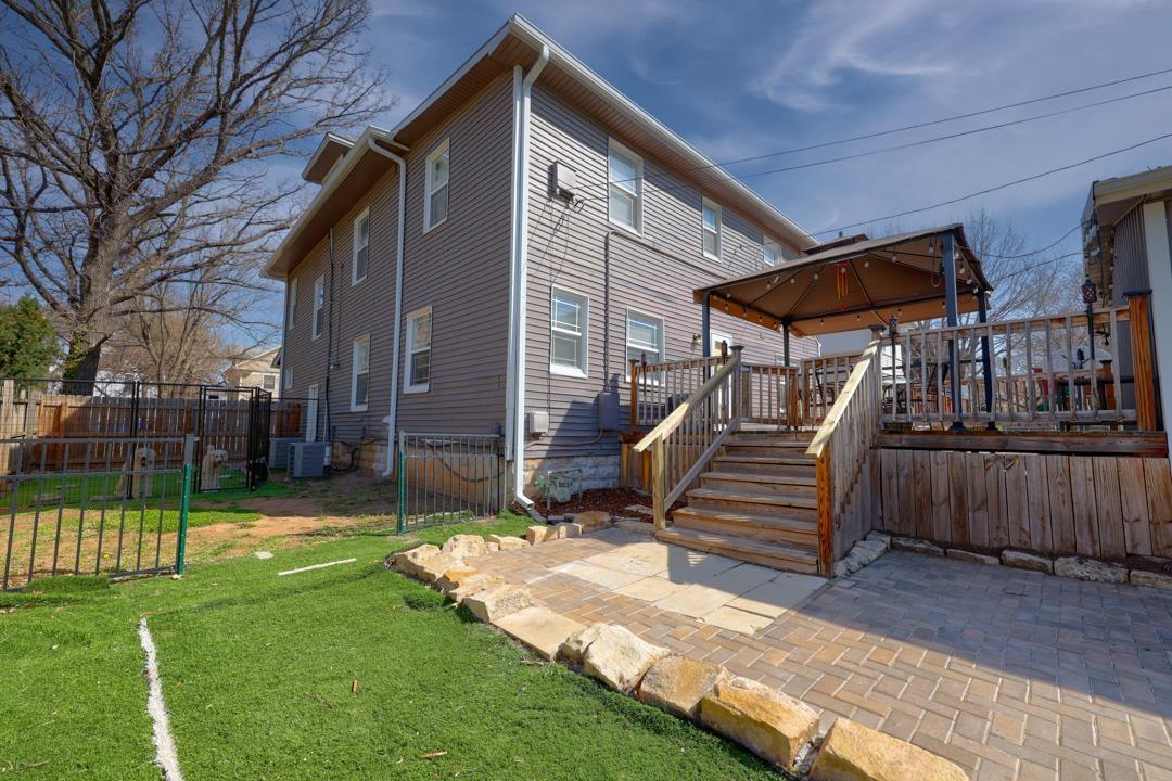 1309 E 9th Winfield KS 67156