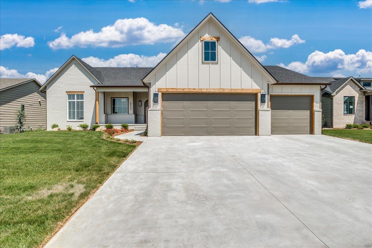 9642 W Cedar Lane Maize KS 67101