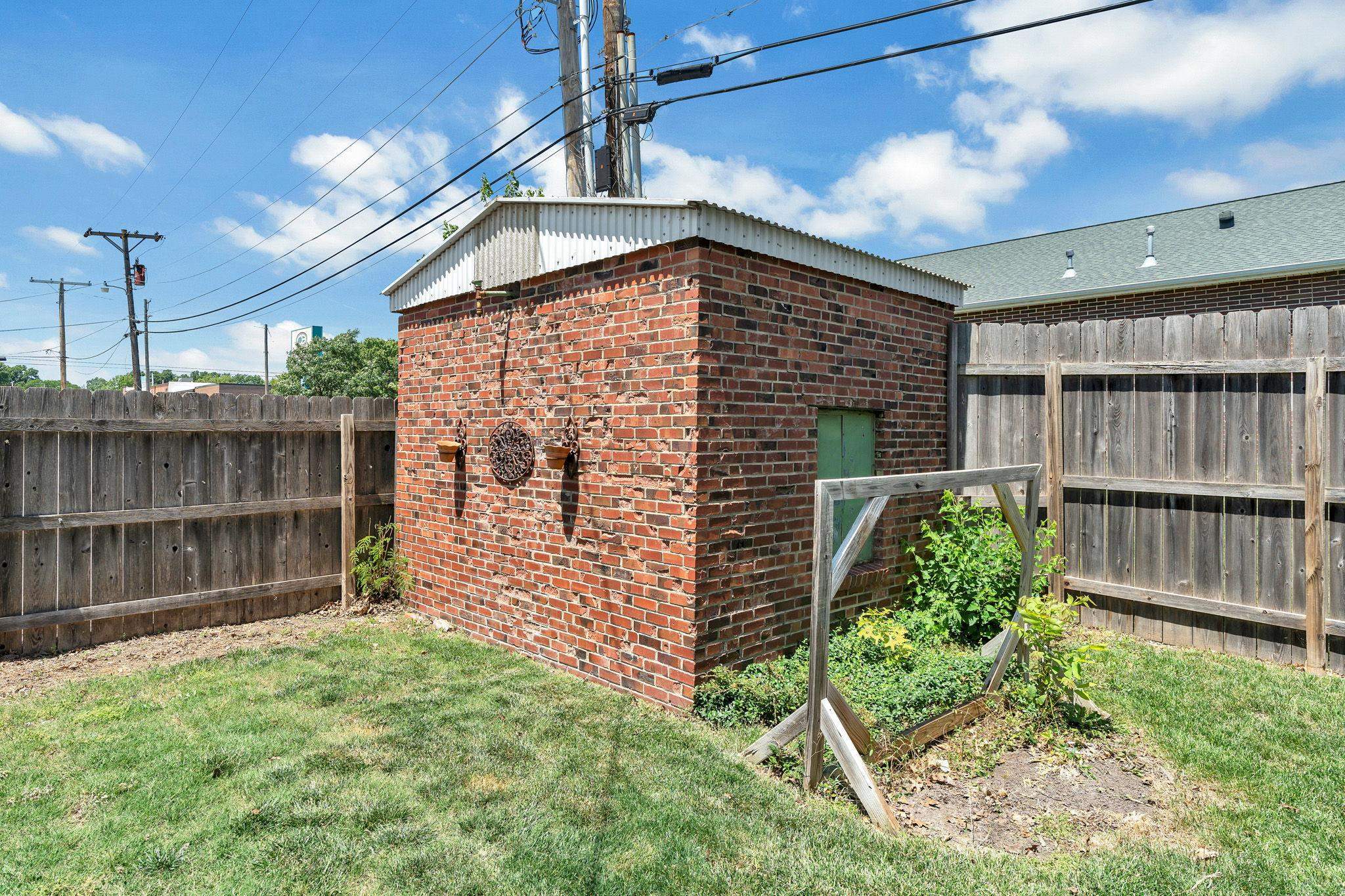 6410 E 12th Street N Wichita KS 67206