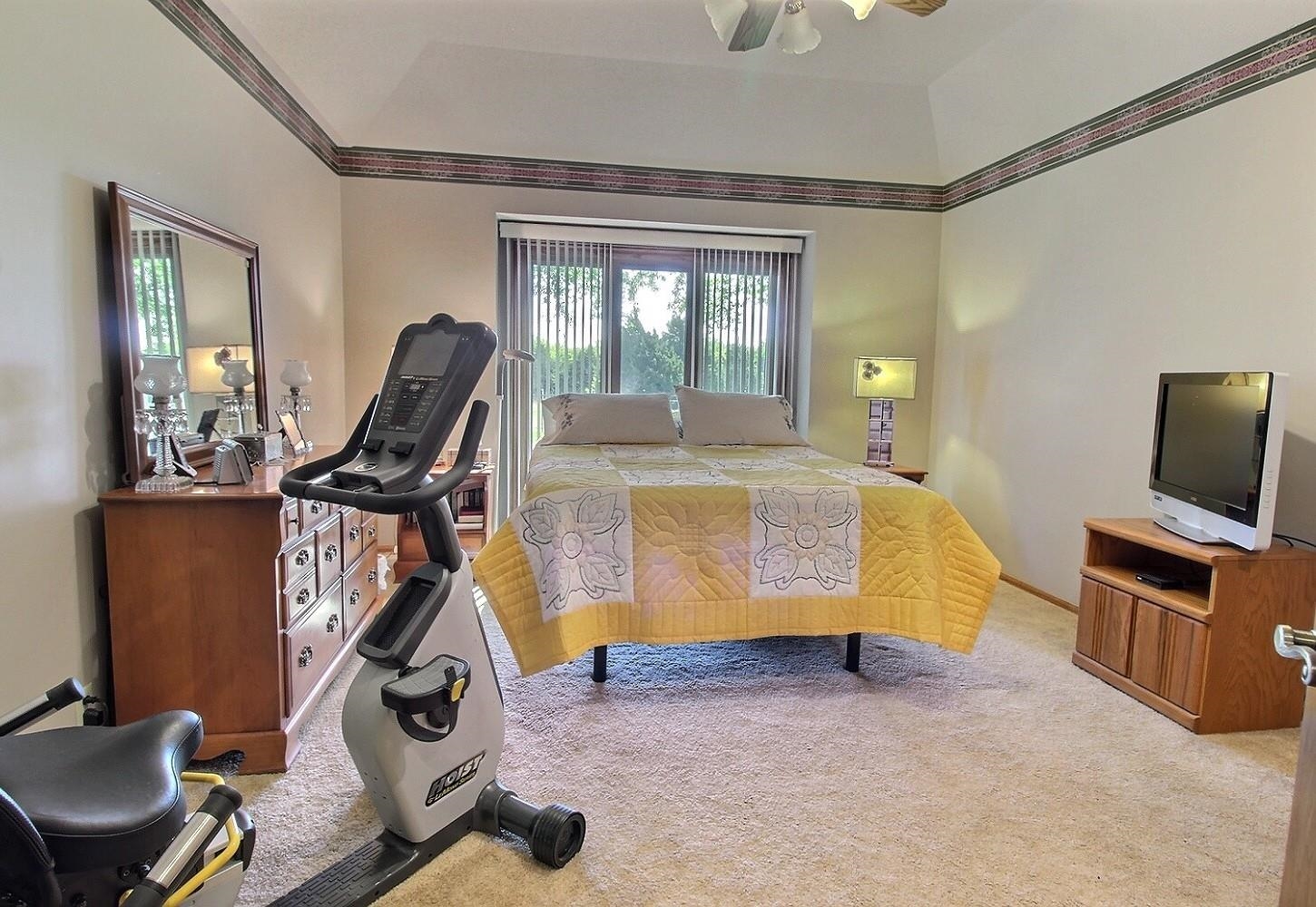 2634 Glacier Drive Wichita KS 67215-1514