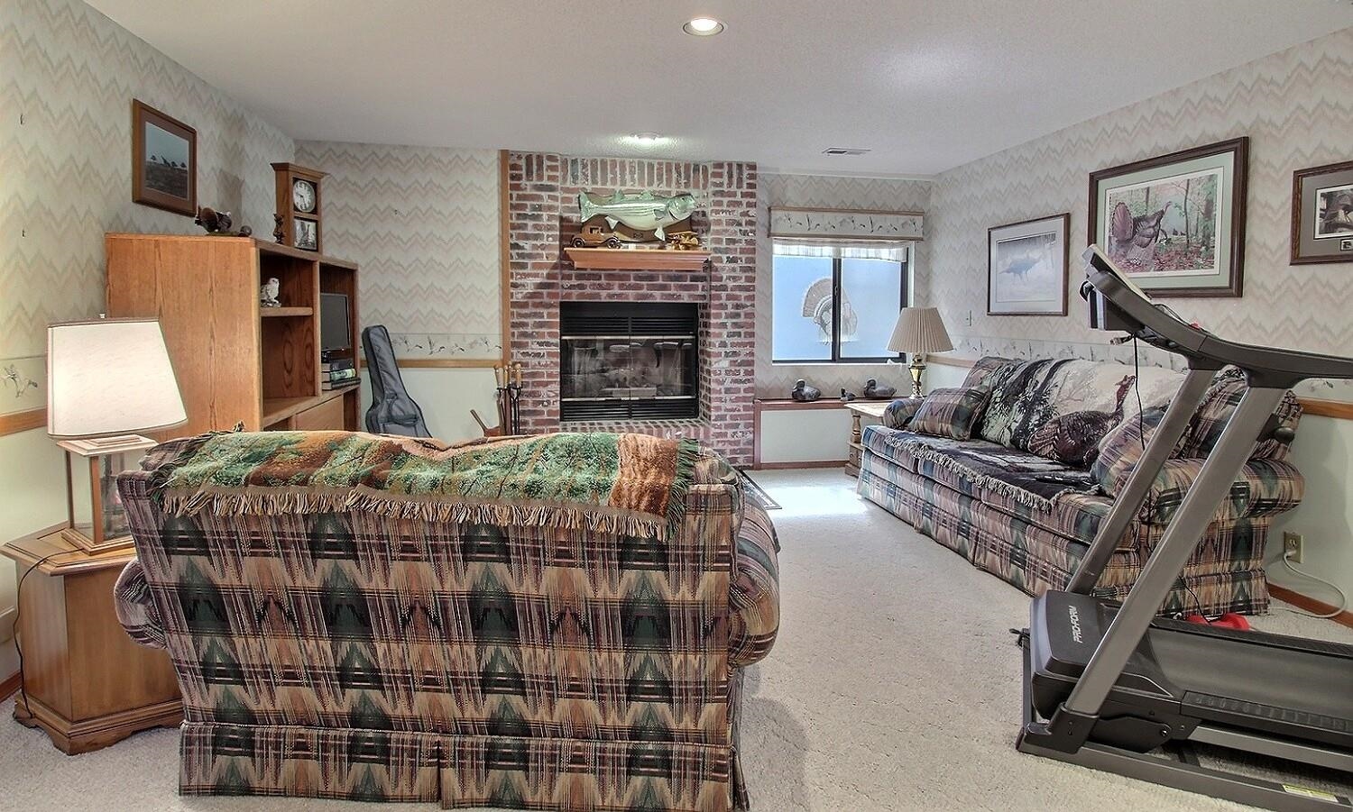 2634 Glacier Drive Wichita KS 67215-1514