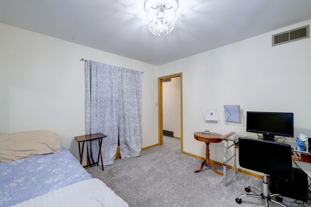 1810 E 13th Avenue Winfield KS 67156