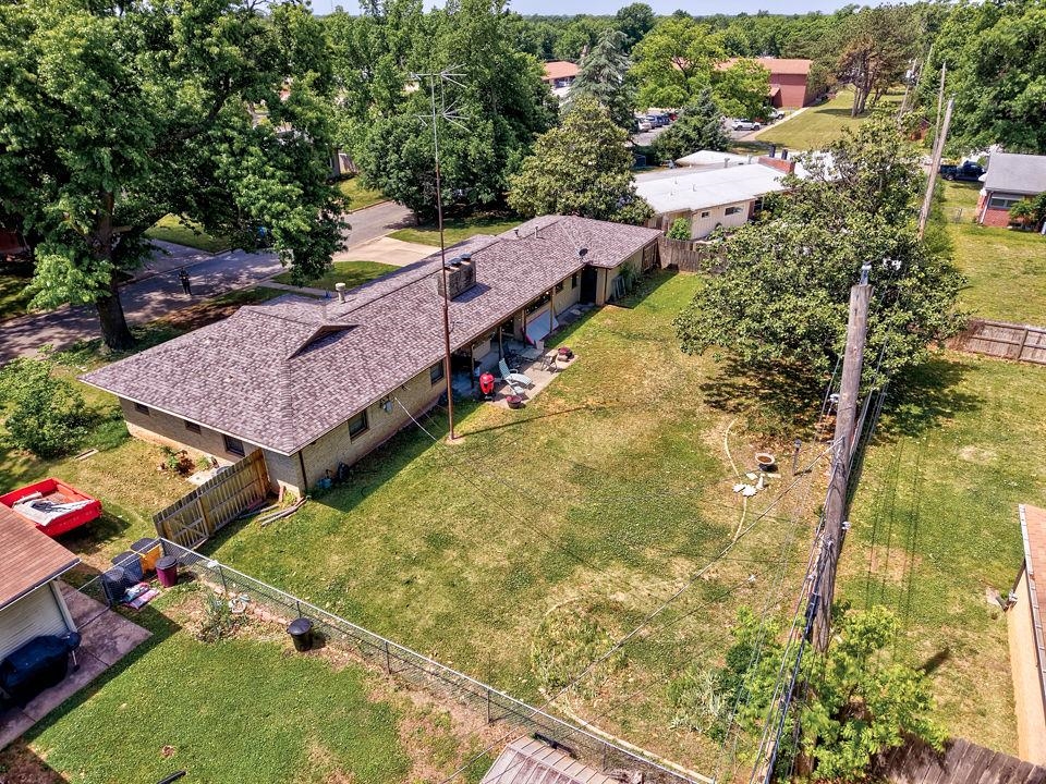 1810 E 13th Avenue Winfield KS 67156