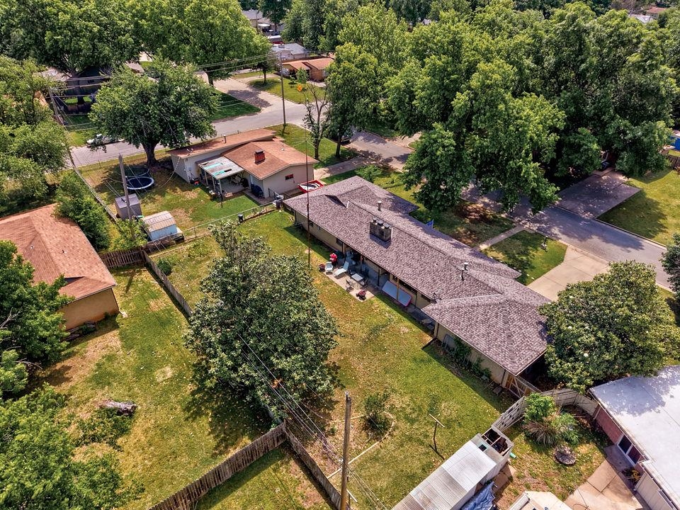 1810 E 13th Avenue Winfield KS 67156
