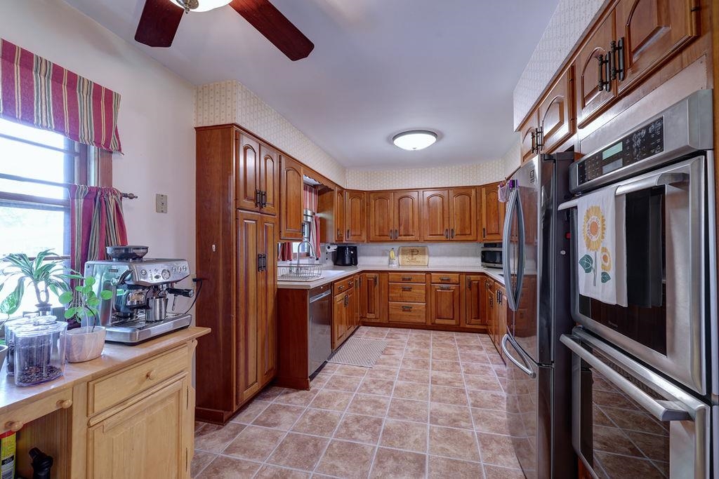 1810 E 13th Avenue Winfield KS 67156