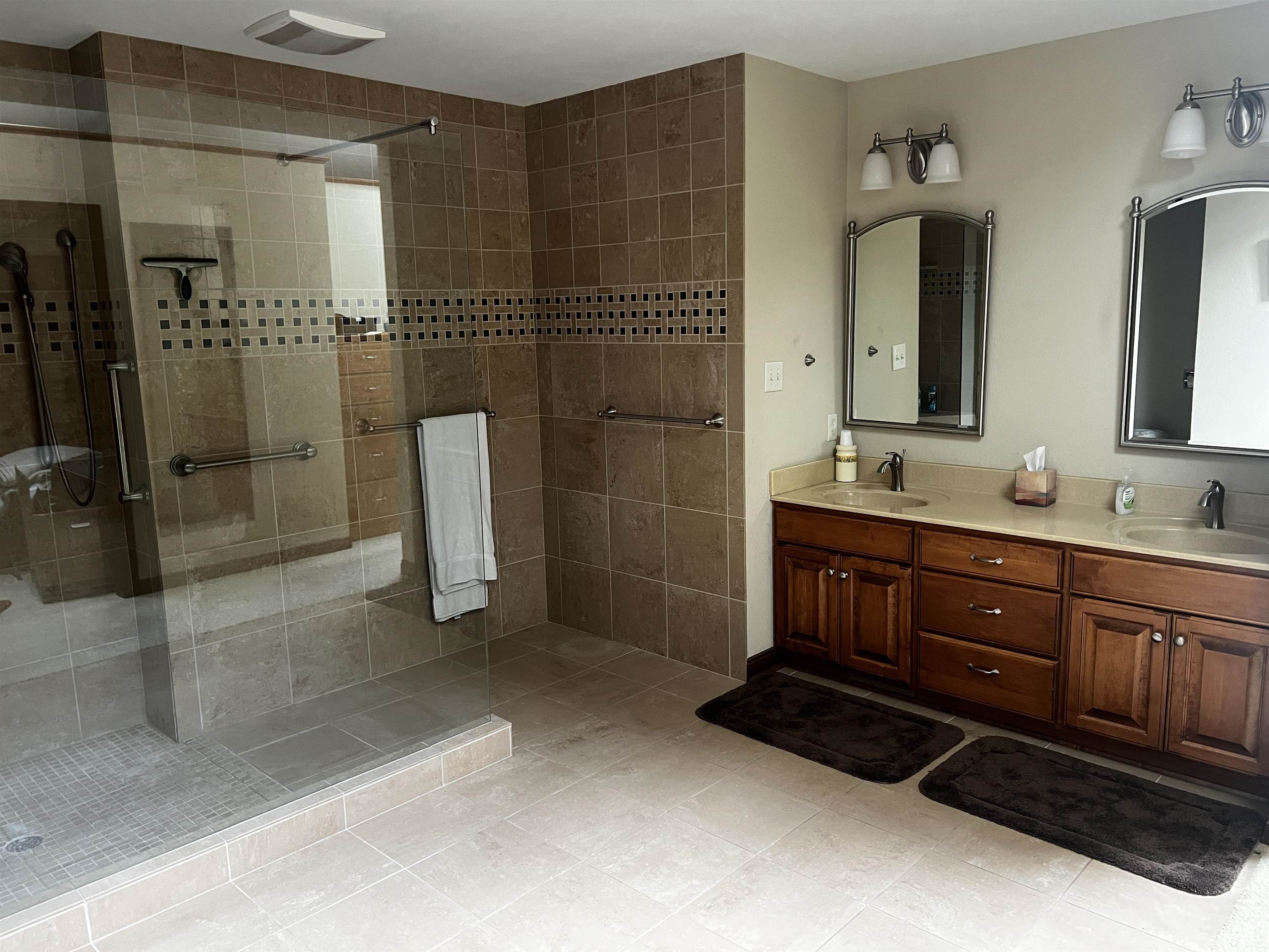 2305 N Squirrel Run Arkansas City KS 67005