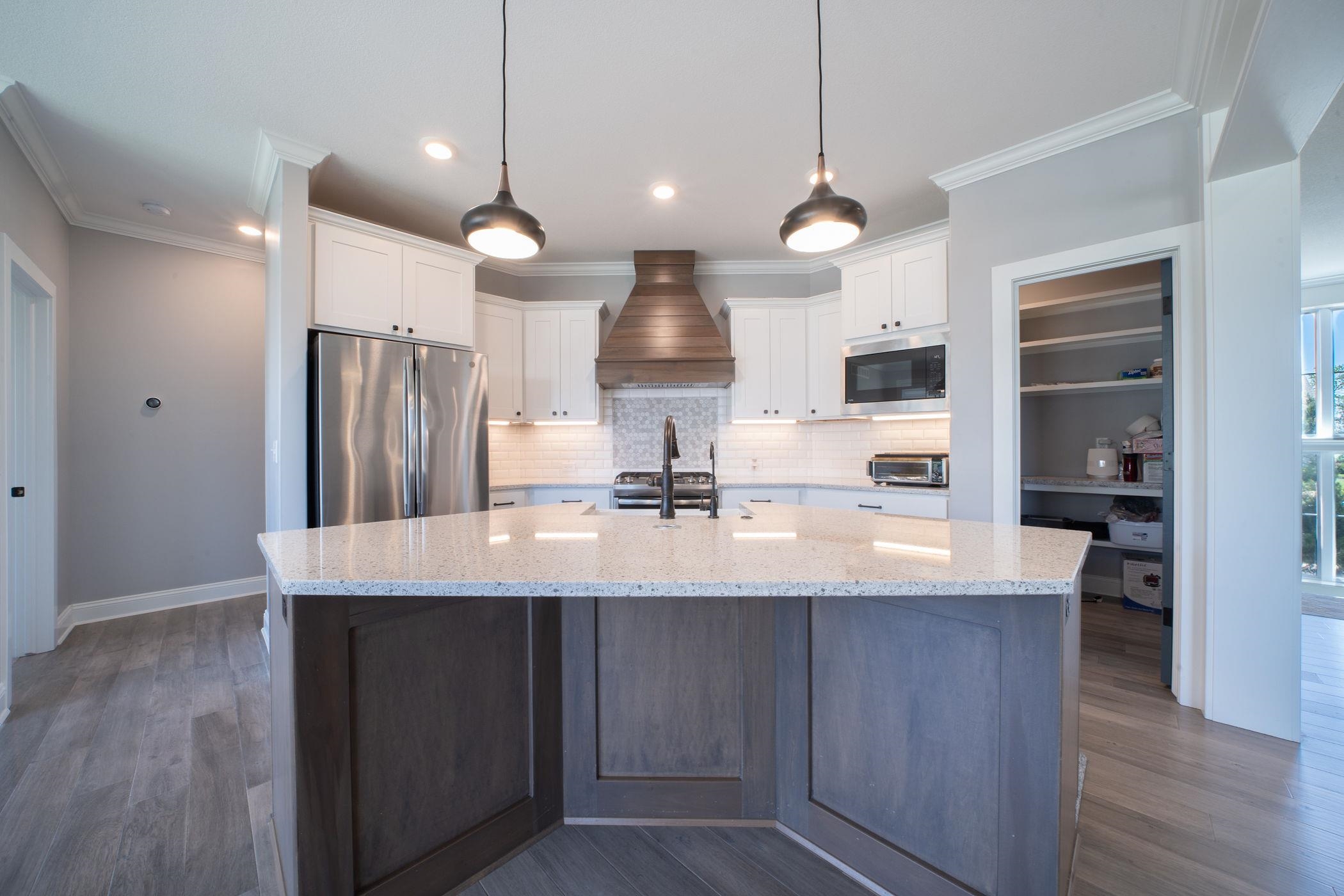 1604 N Shadow Rock Drive Andover KS 67002