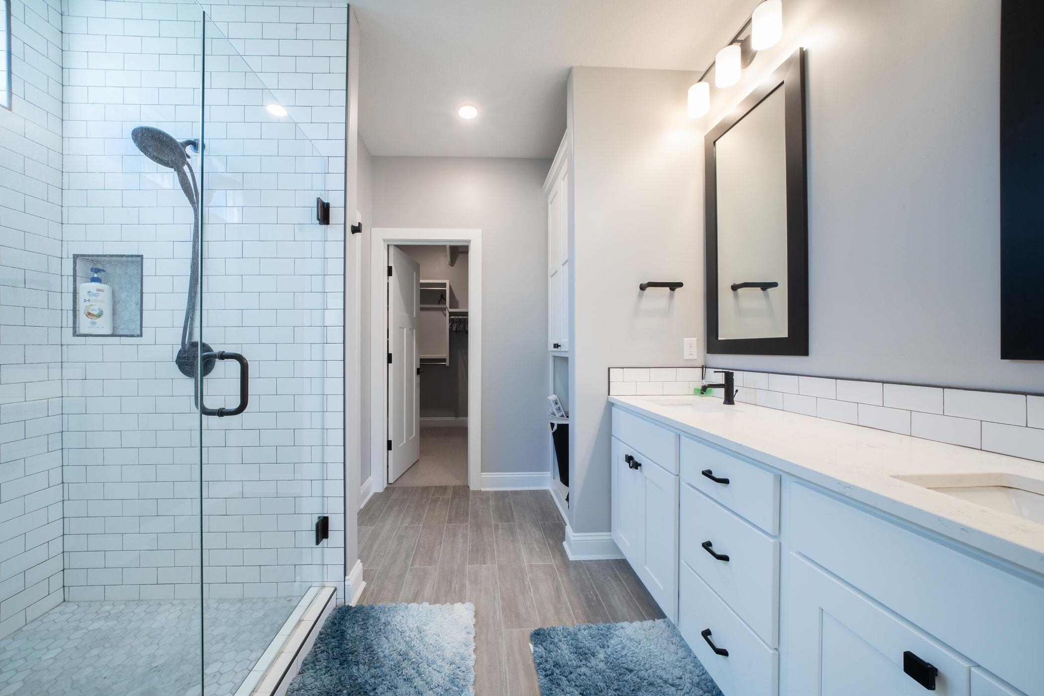 1604 N Shadow Rock Drive Andover KS 67002