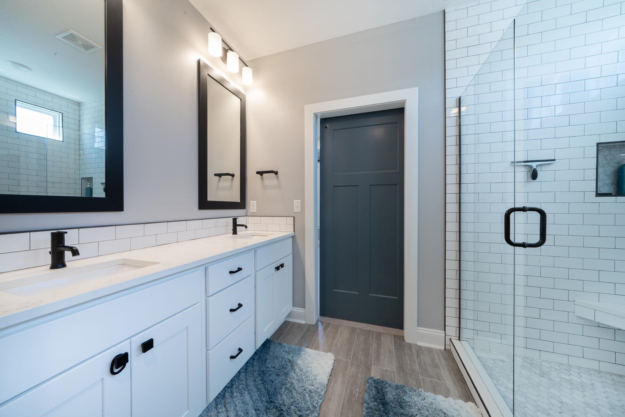 1604 N Shadow Rock Drive Andover KS 67002