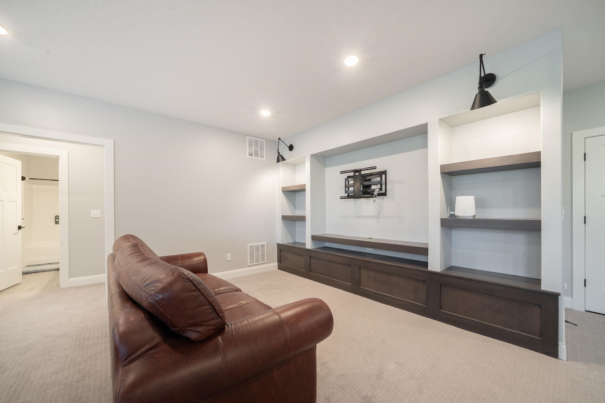 1604 N Shadow Rock Drive Andover KS 67002