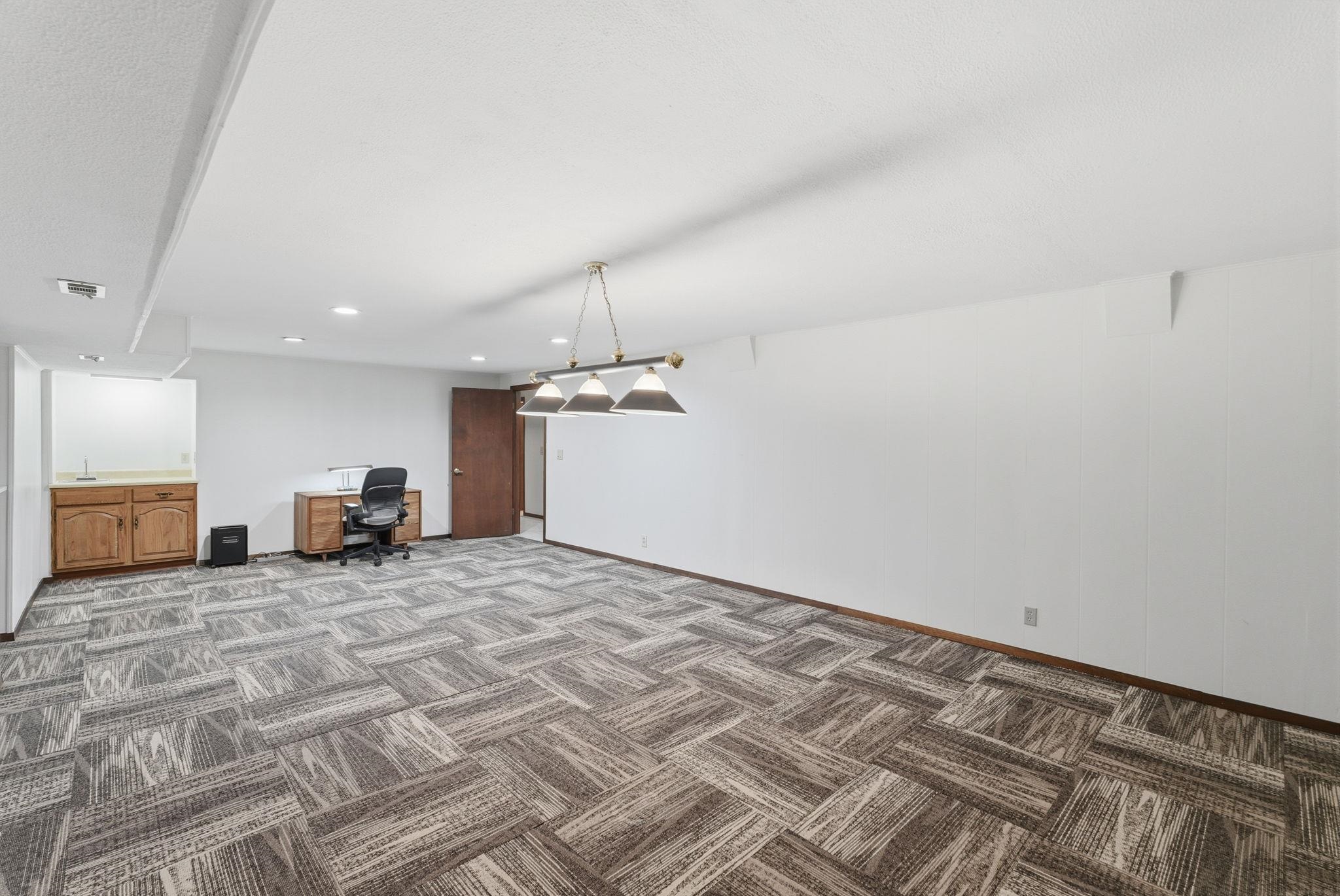 2308 N Longwood Wichita KS 67226