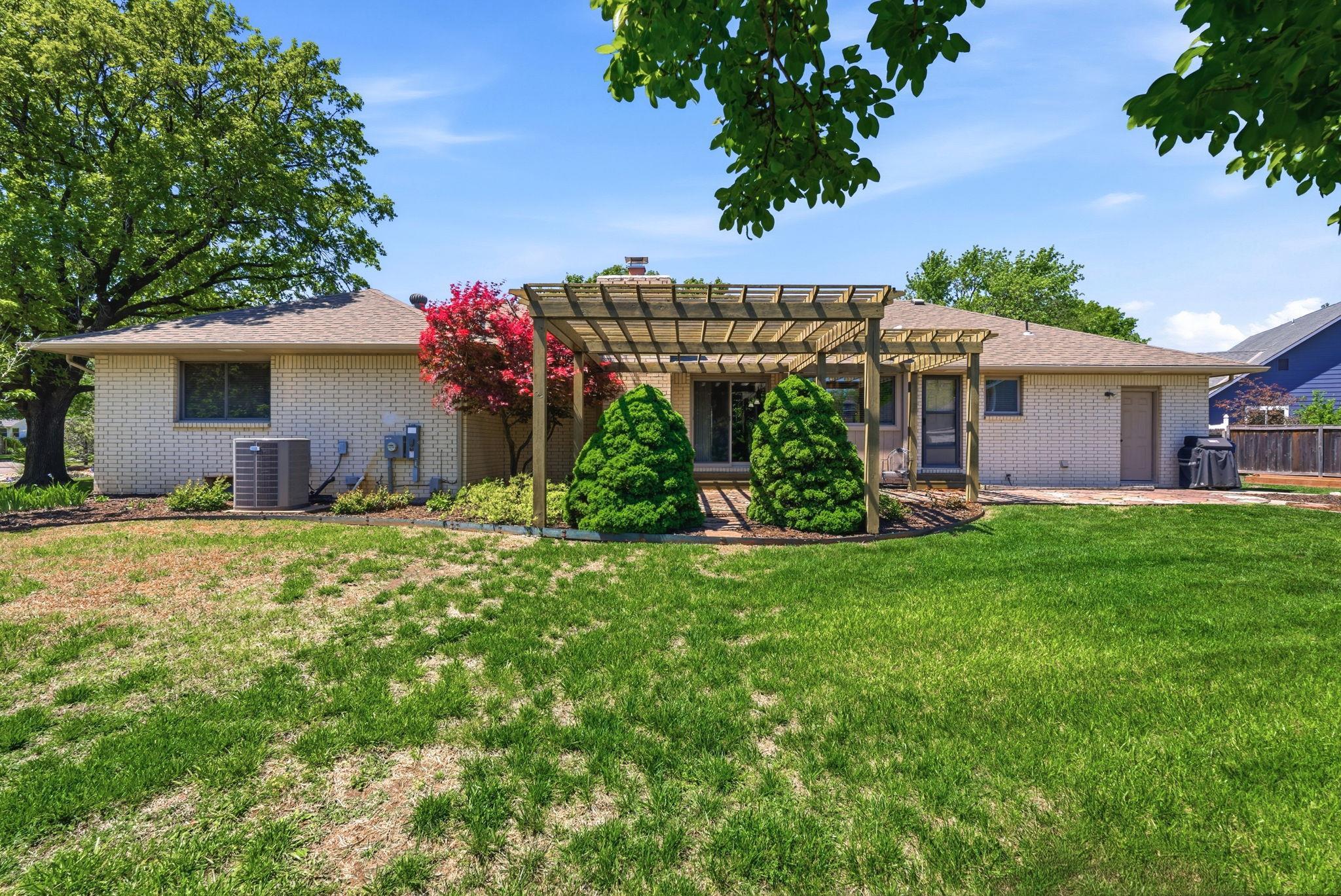 2308 N Longwood Wichita KS 67226