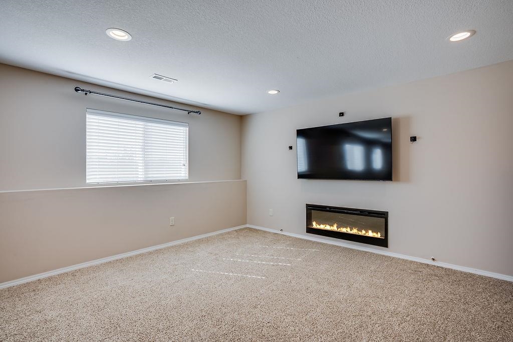 2121 S Upland Hills Wichita KS 67235