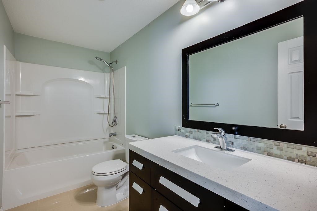 2121 S Upland Hills Wichita KS 67235