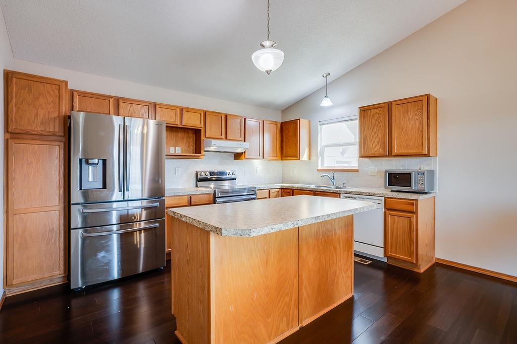 2121 S Upland Hills Wichita KS 67235