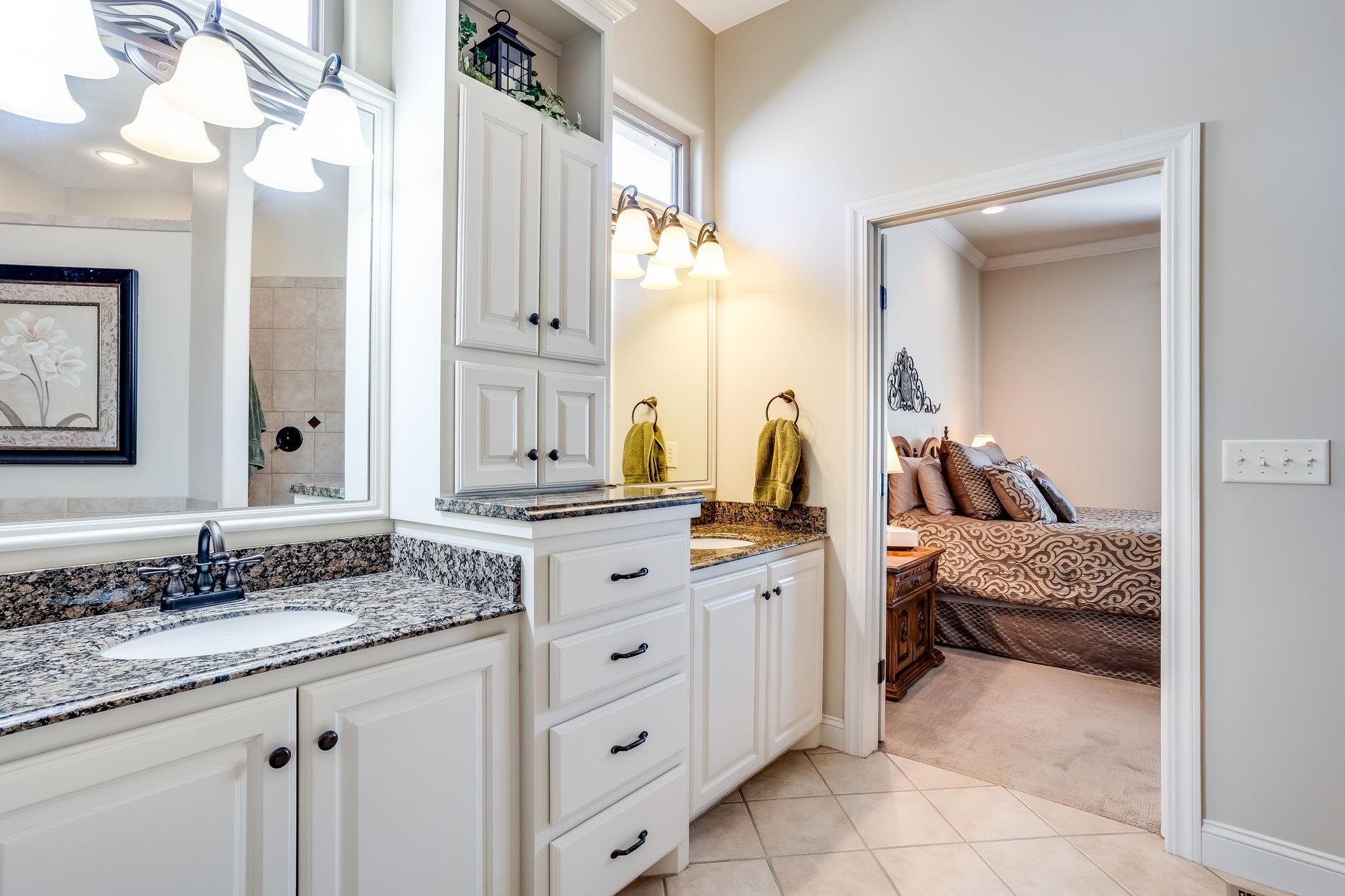 2418 N Rough Creek Derby KS 67037