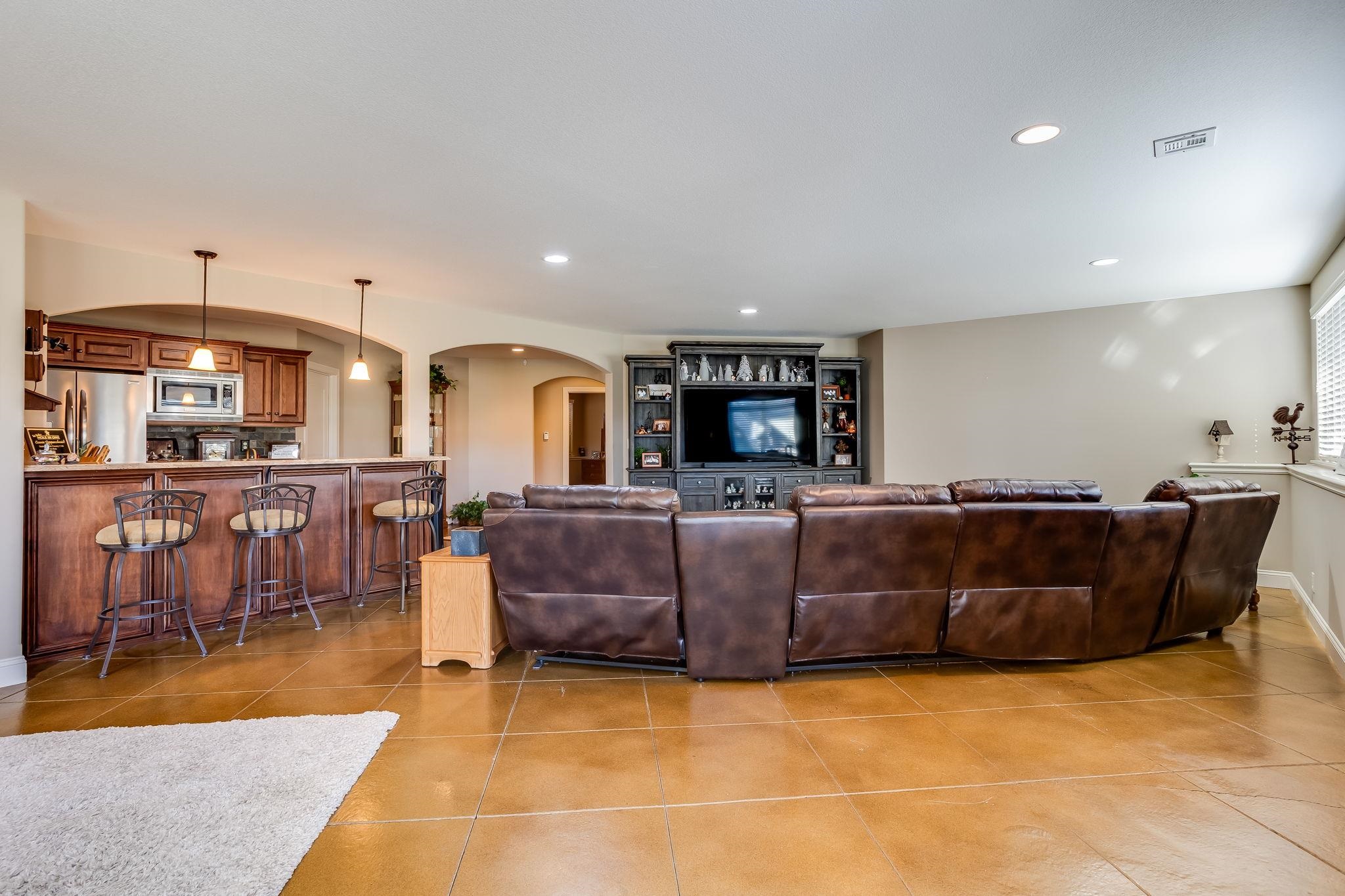 2418 N Rough Creek Derby KS 67037