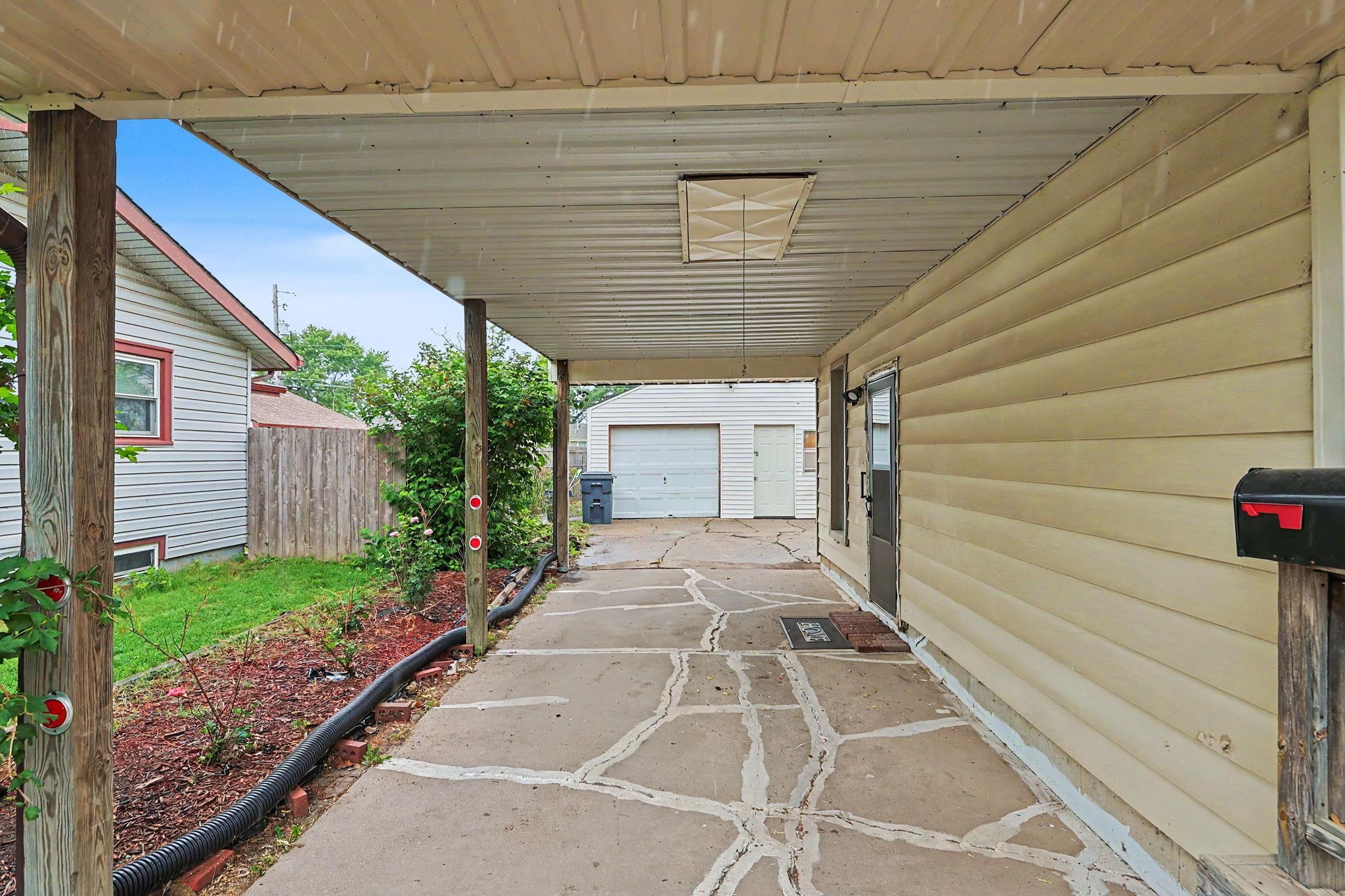 714 W 25th Street S Wichita KS 67217