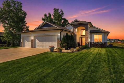 229 W Lakeside Drive Cheney KS 67025