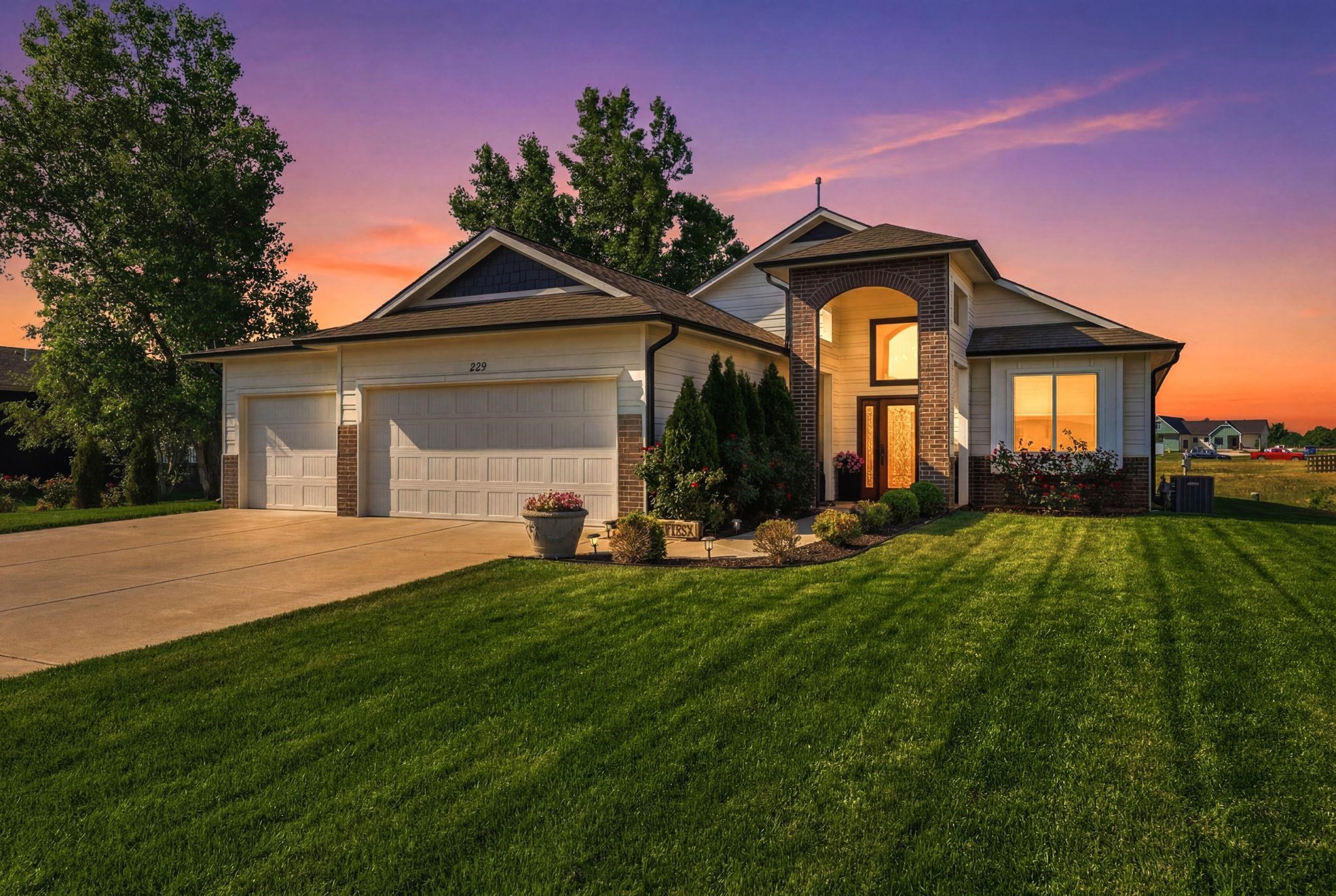229 W Lakeside Drive Cheney KS 67025