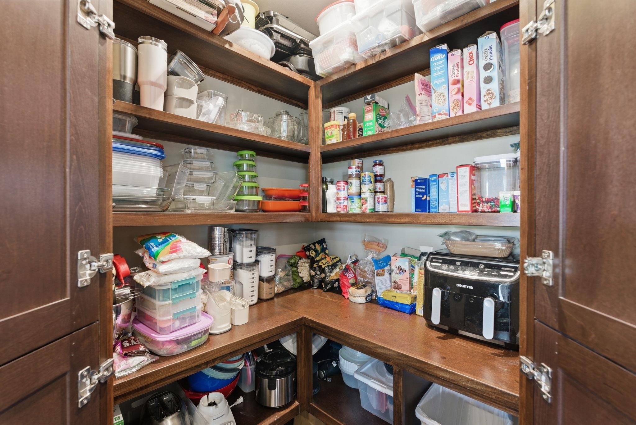 229 W Lakeside Drive Cheney KS 67025