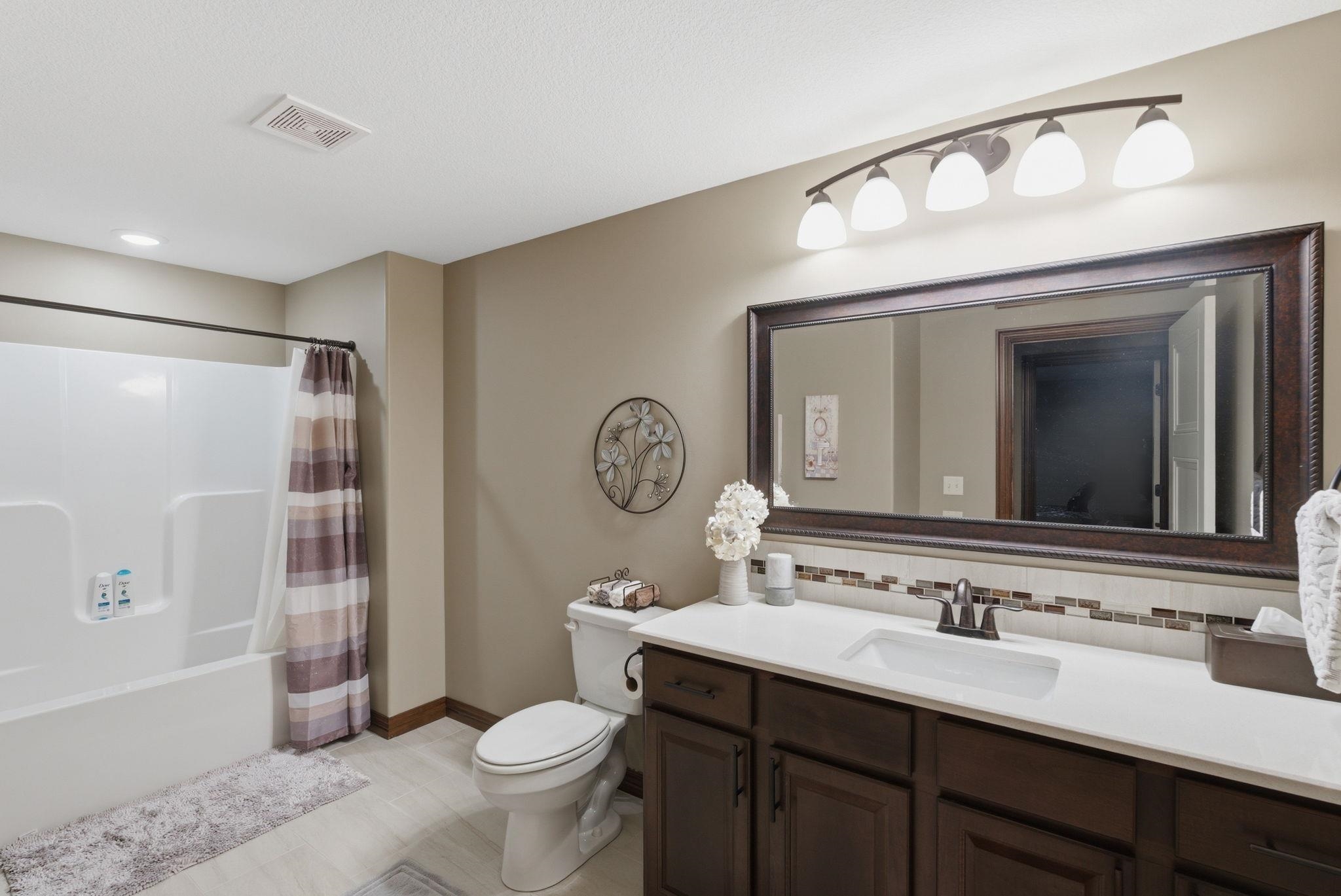 229 W Lakeside Drive Cheney KS 67025