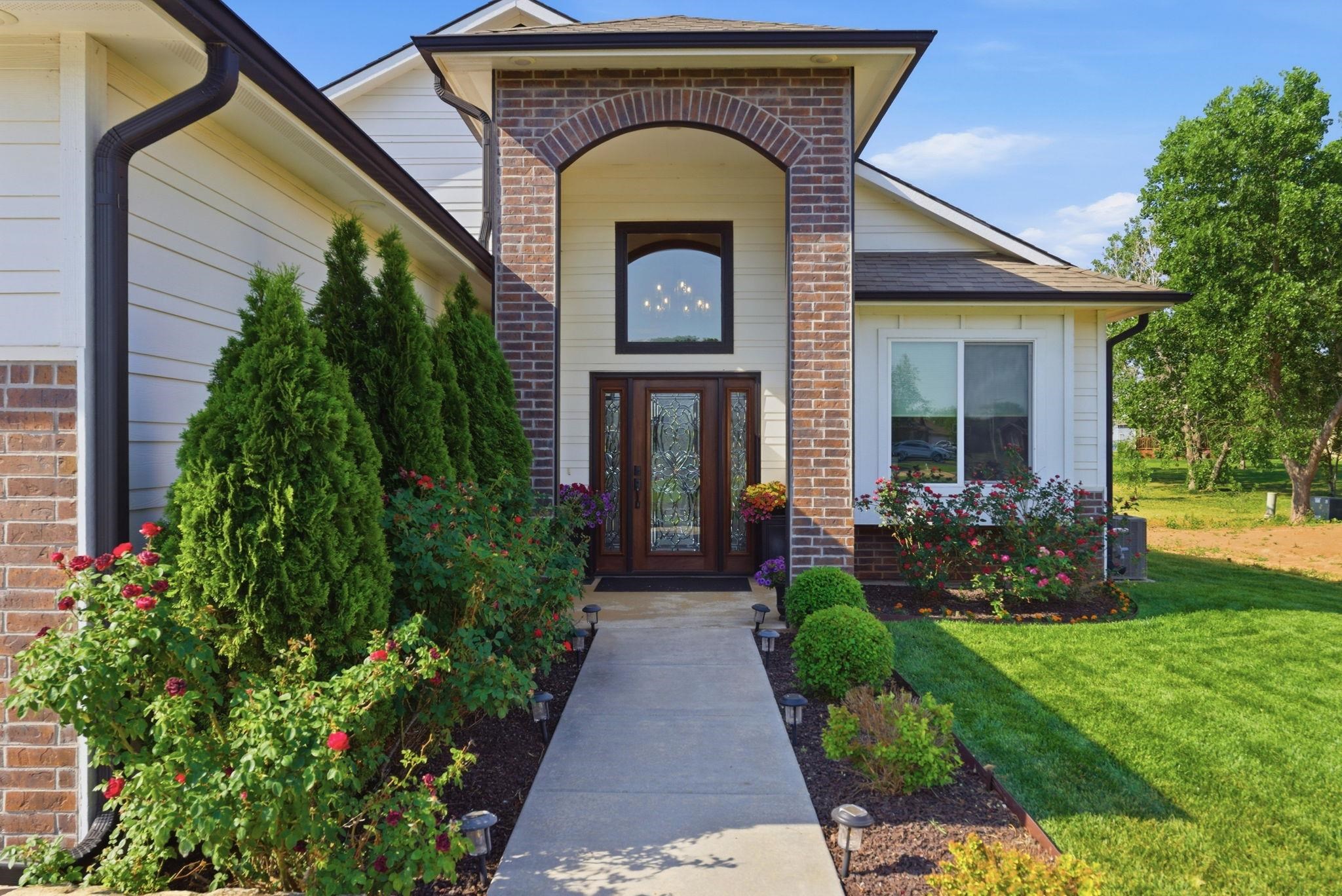 229 W Lakeside Drive Cheney KS 67025