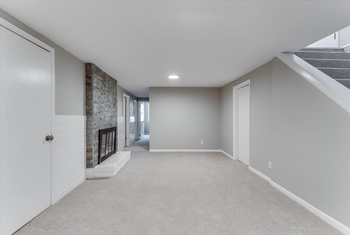 928 S Dalton Drive Wichita KS 67207