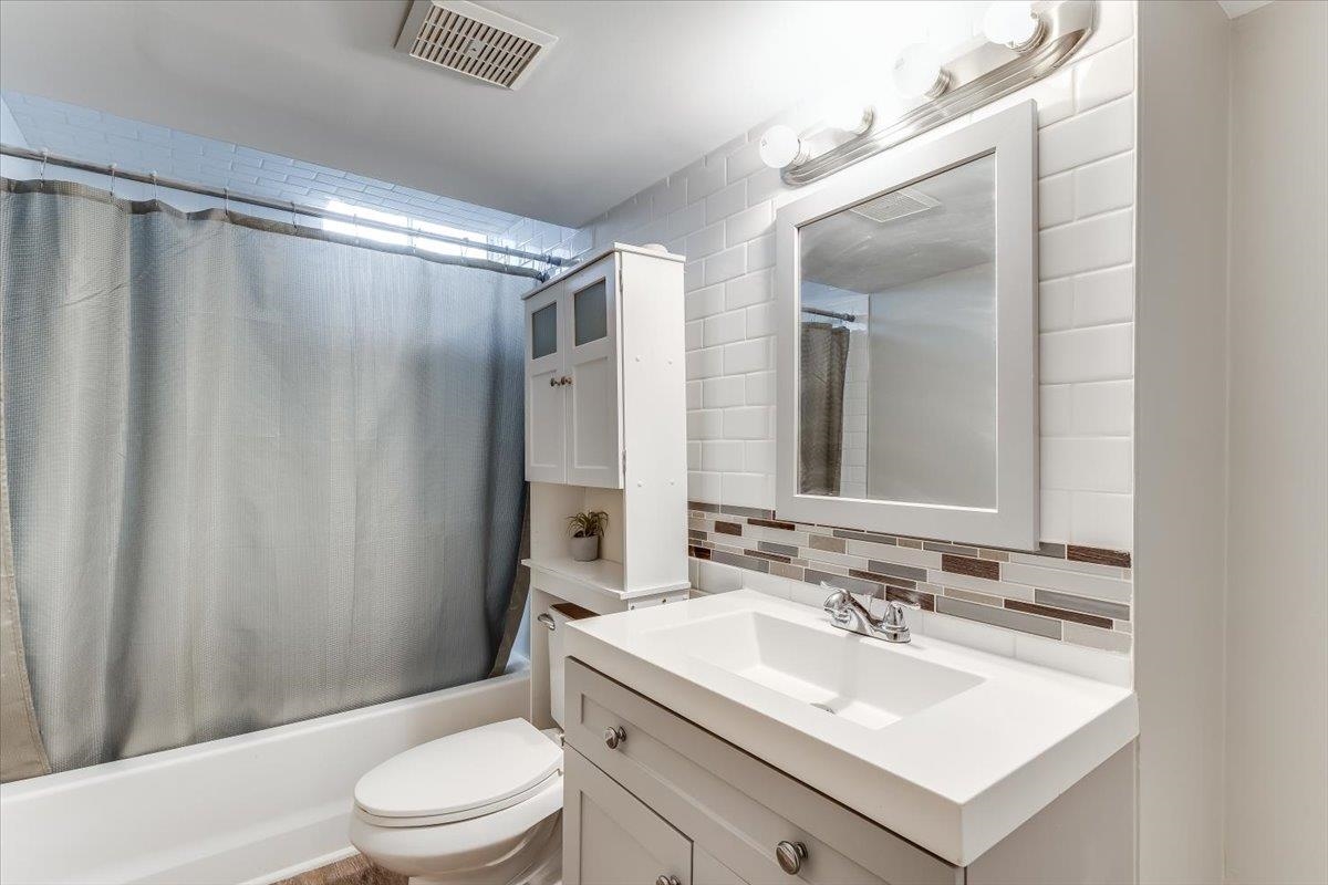 928 S Dalton Drive Wichita KS 67207
