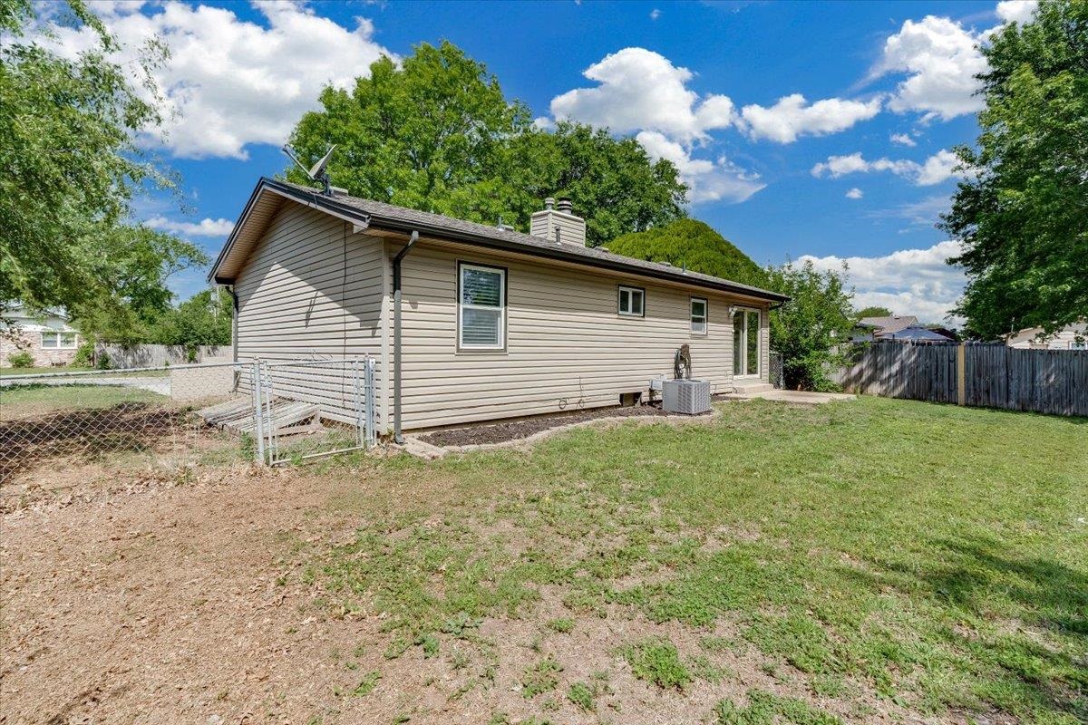 928 S Dalton Drive Wichita KS 67207