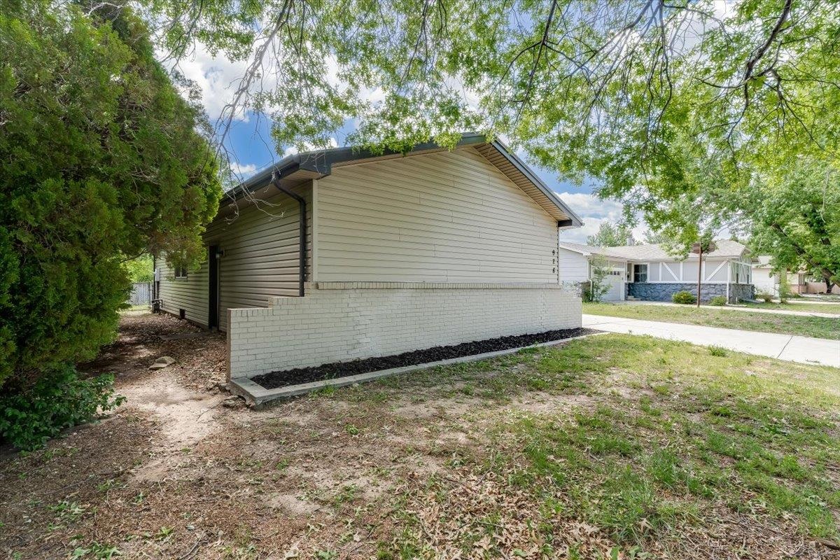928 S Dalton Drive Wichita KS 67207
