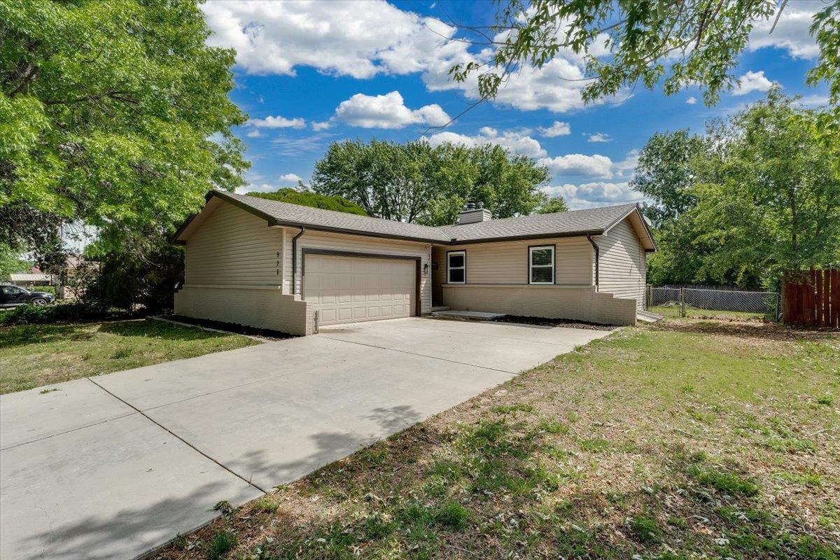 928 S Dalton Drive Wichita KS 67207