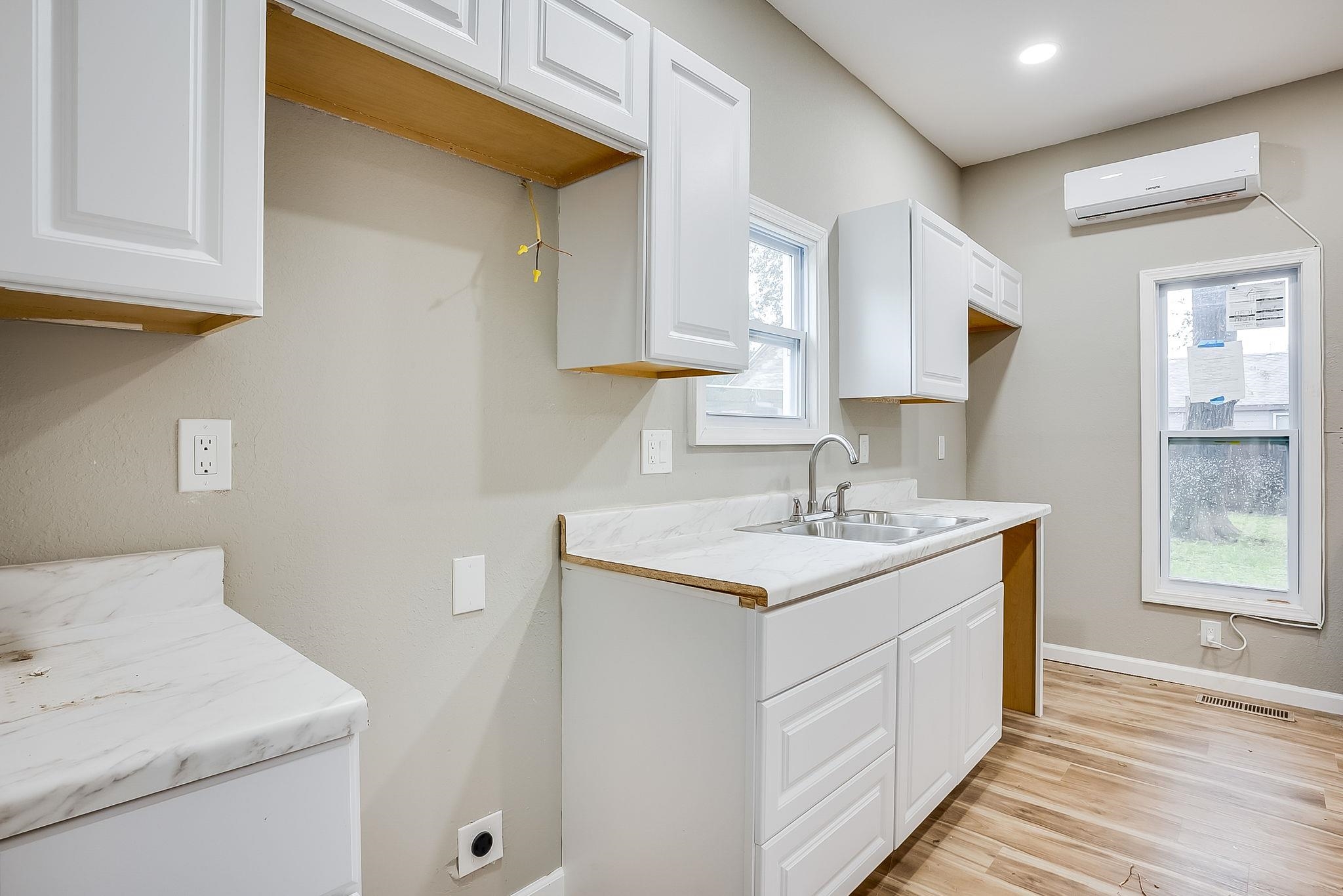 317 W 6th Avenue Belle Plaine KS 67013