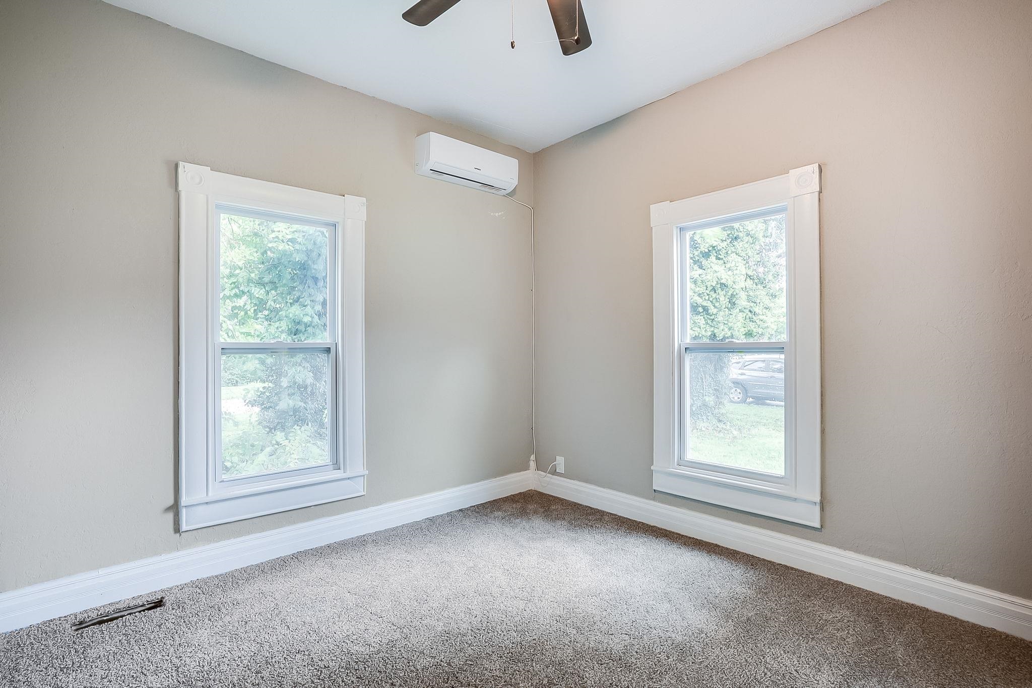 317 W 6th Avenue Belle Plaine KS 67013