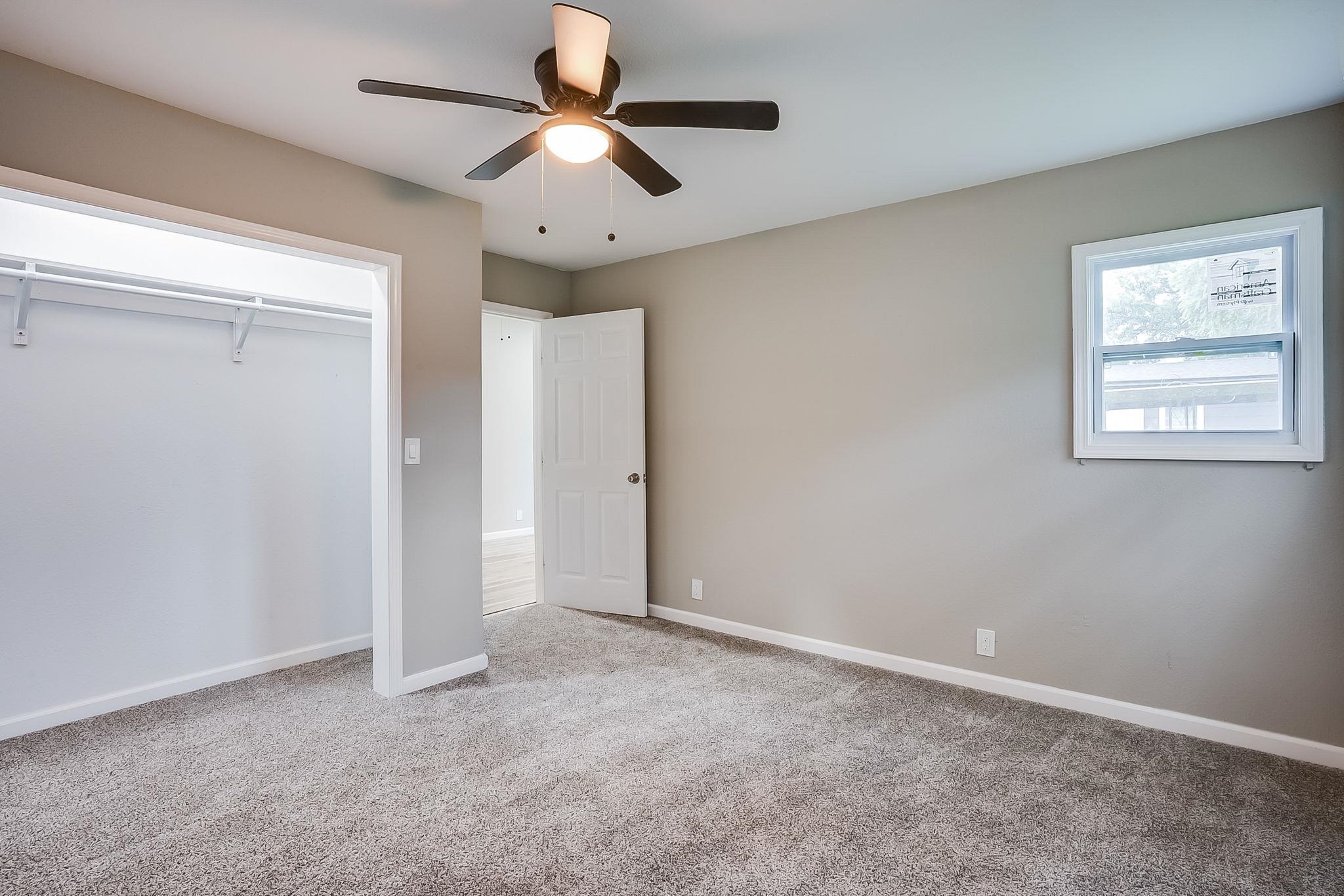 317 W 6th Avenue Belle Plaine KS 67013